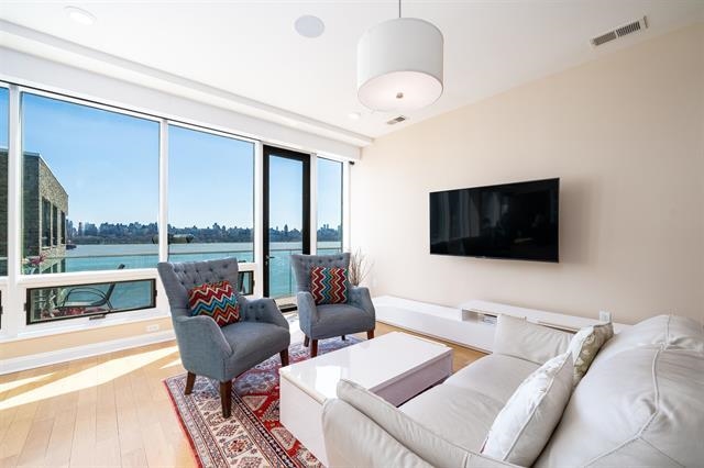 9 SOMERSET LANE Unit: PH 608