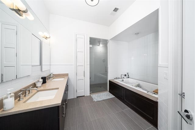 9 SOMERSET LANE Unit: PH 608