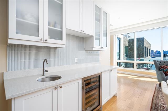 9 SOMERSET LANE Unit: PH 608