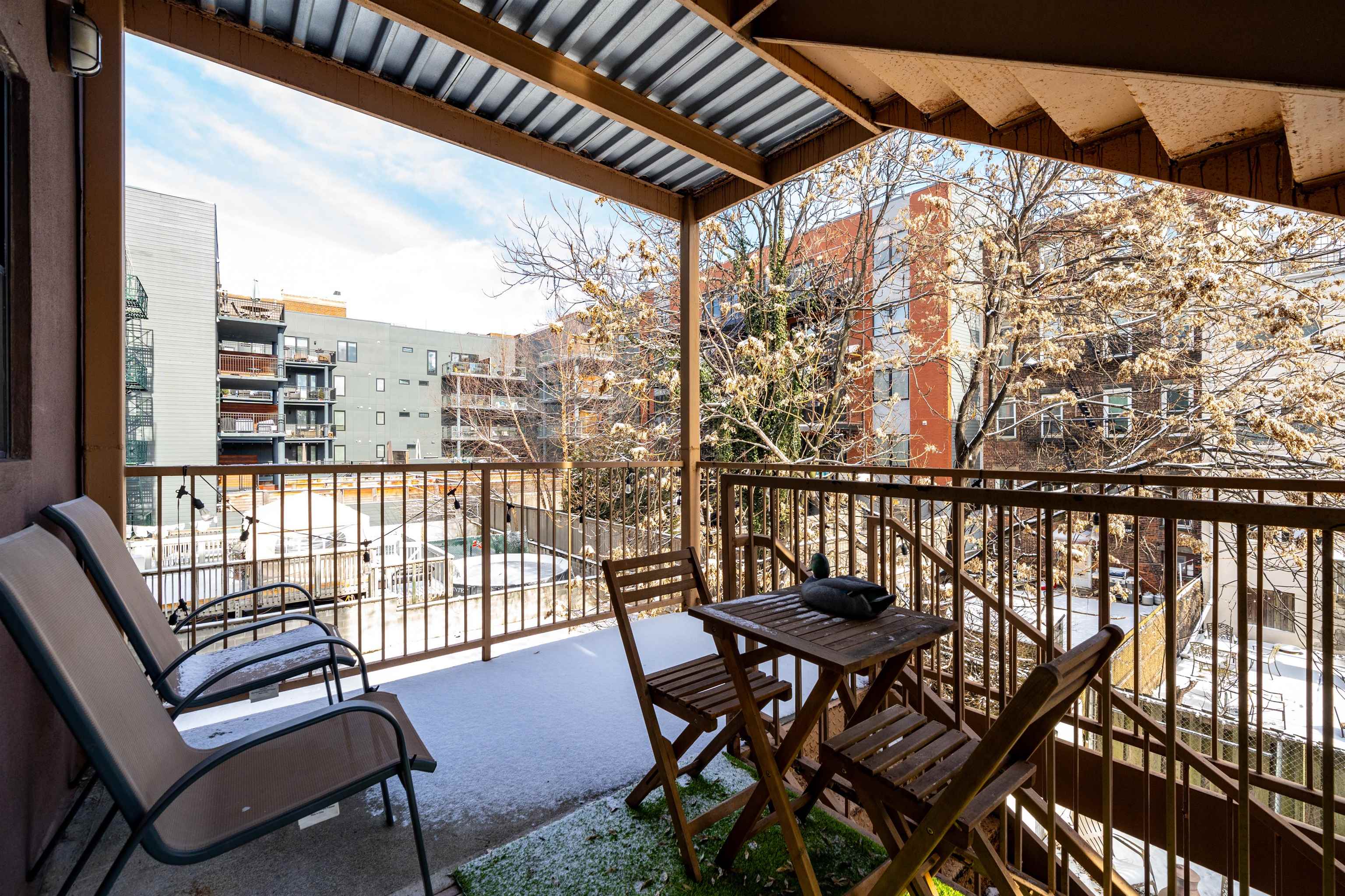 717 ADAMS ST Unit: 2L