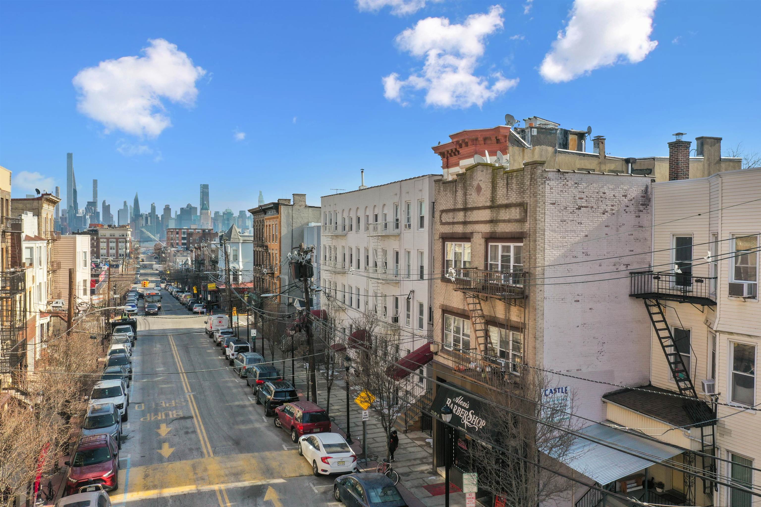 215 48TH ST Unit: 203