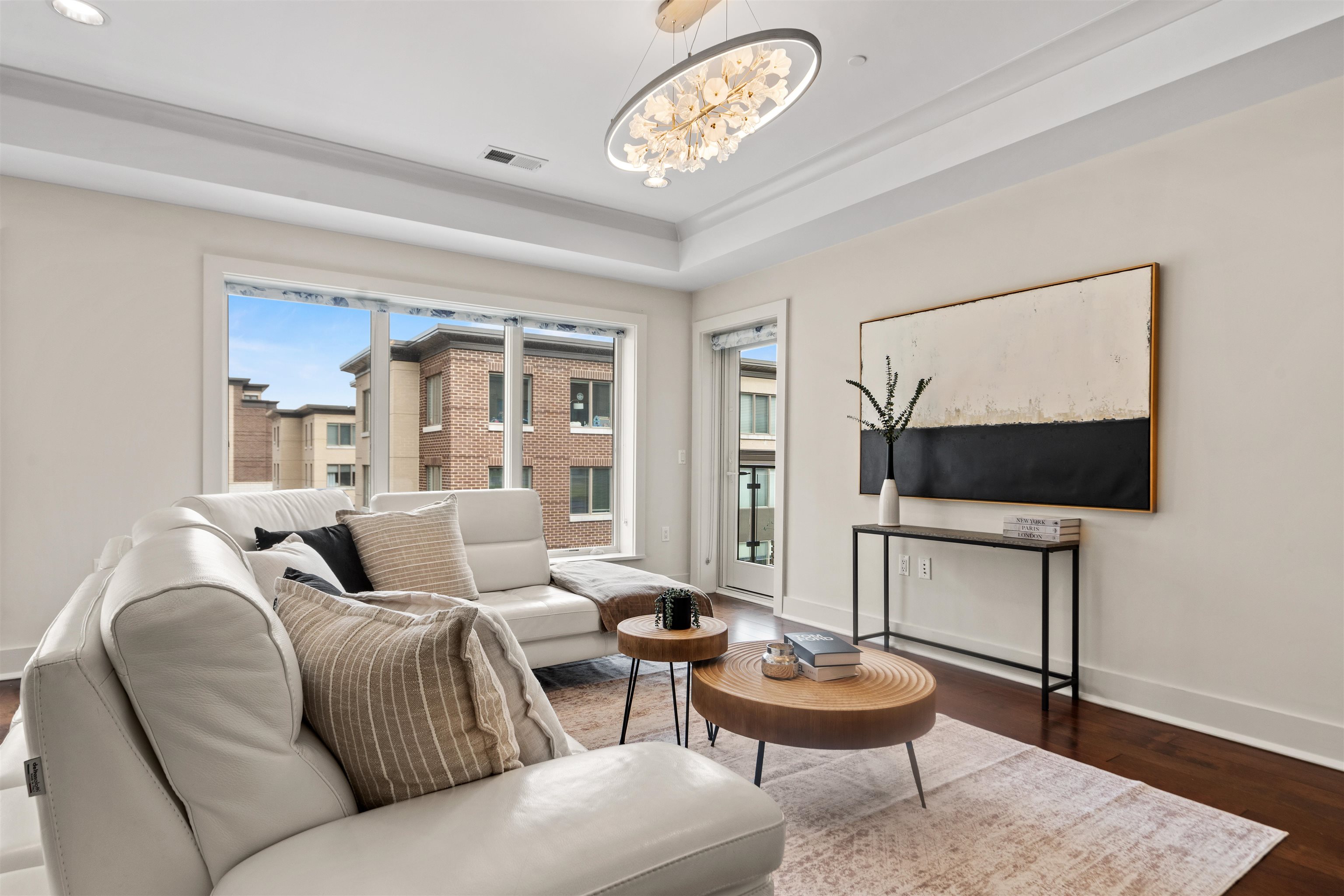 150 HENLEY PL Unit: 314