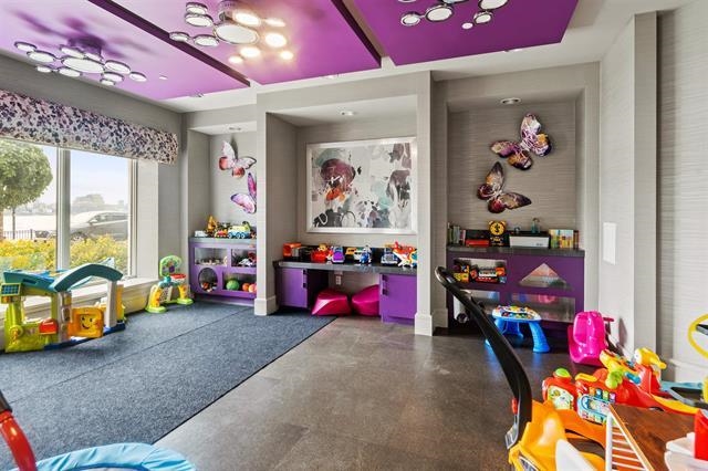 150 HENLEY PL Unit: 314