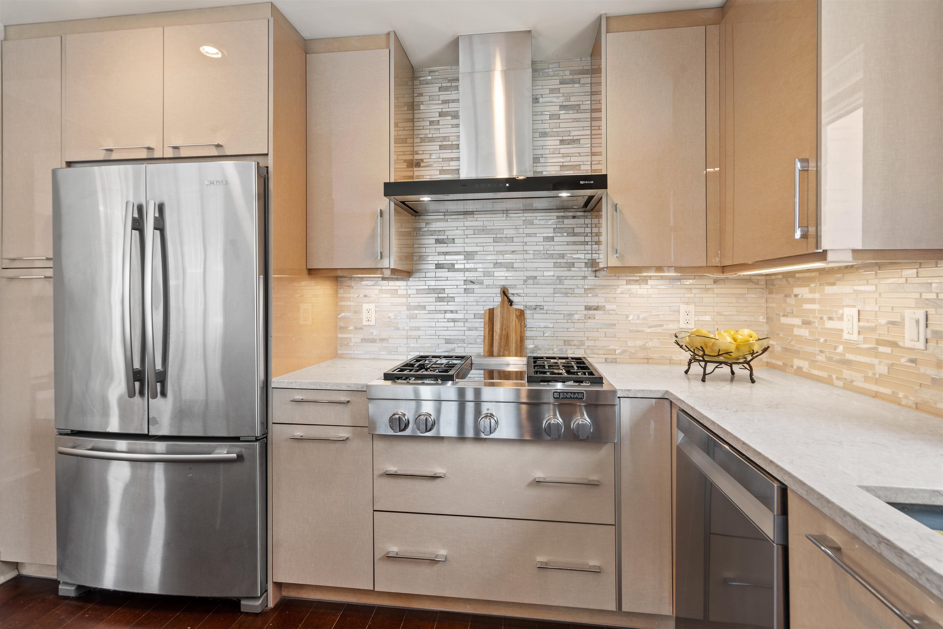 150 HENLEY PL Unit: 314