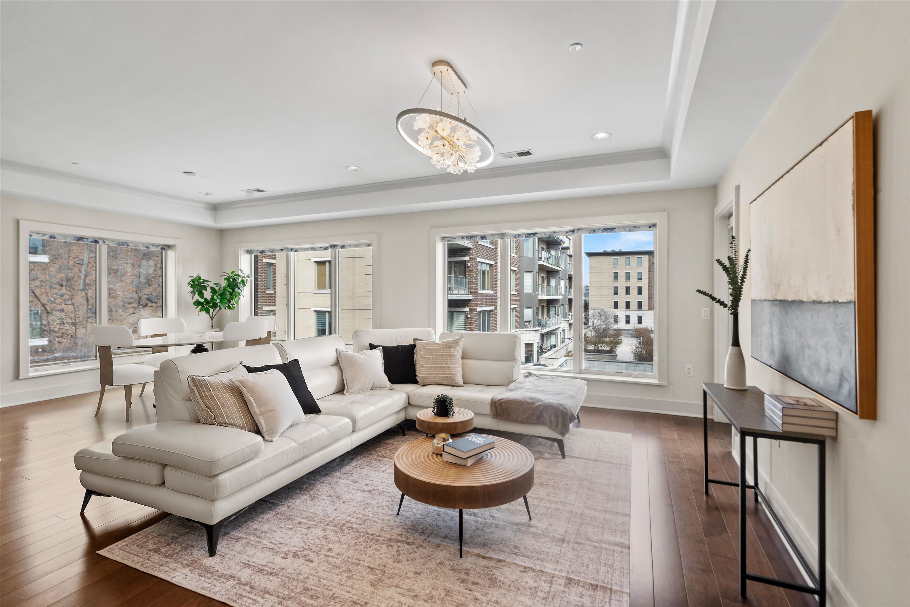 150 HENLEY PL Unit: 314