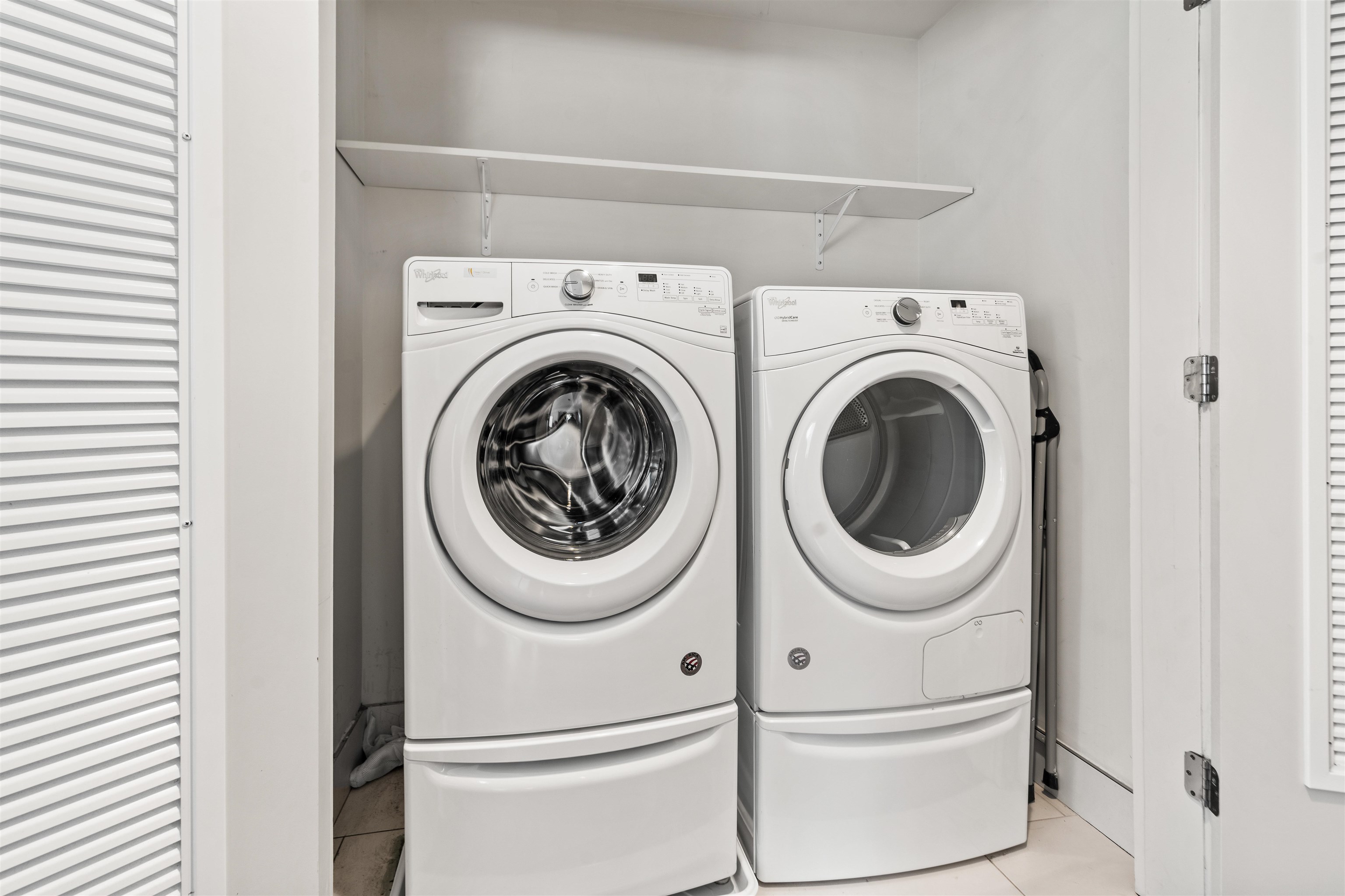 150 HENLEY PL Unit: 314