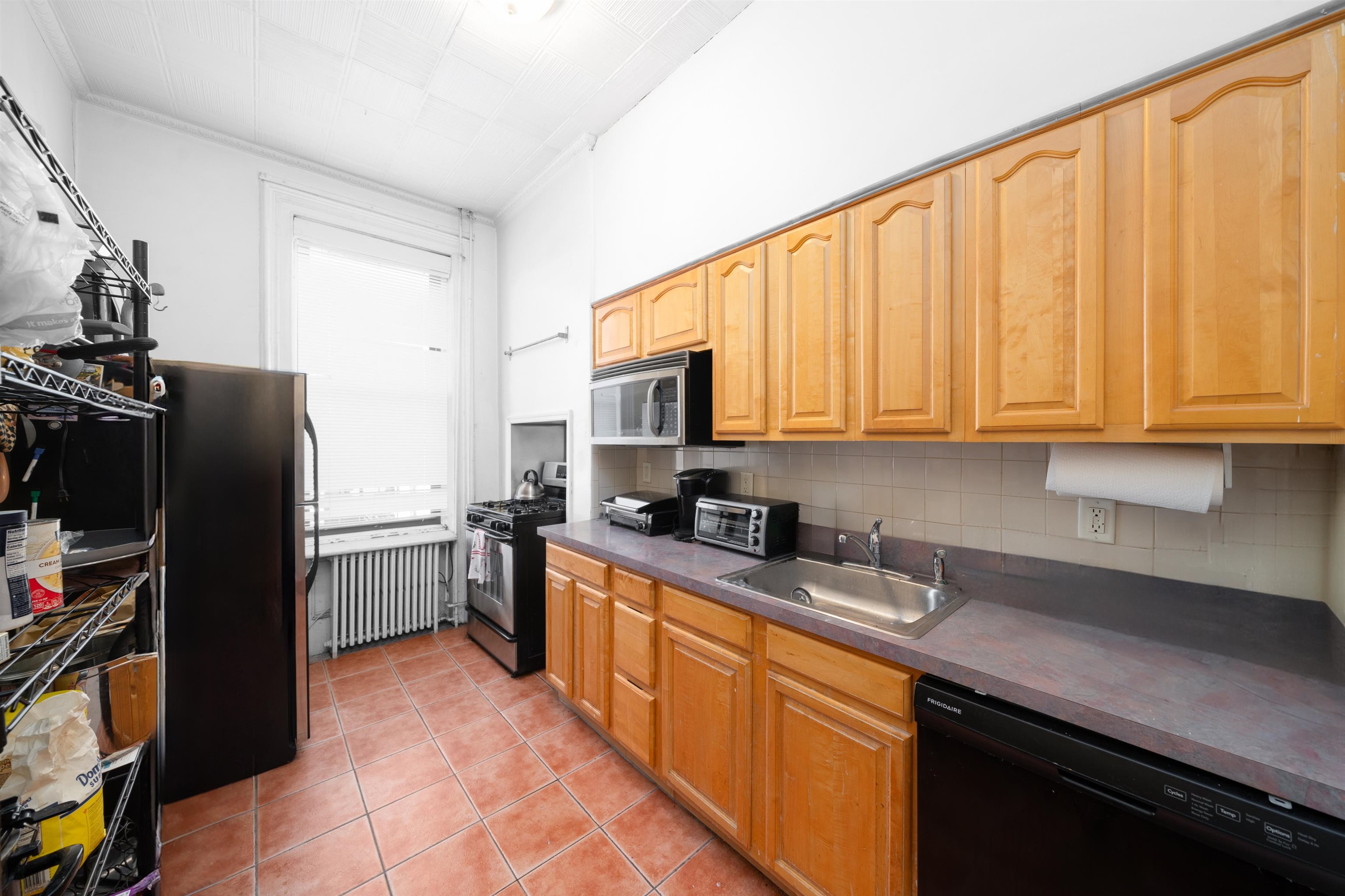 810 WASHINGTON ST Unit: 3