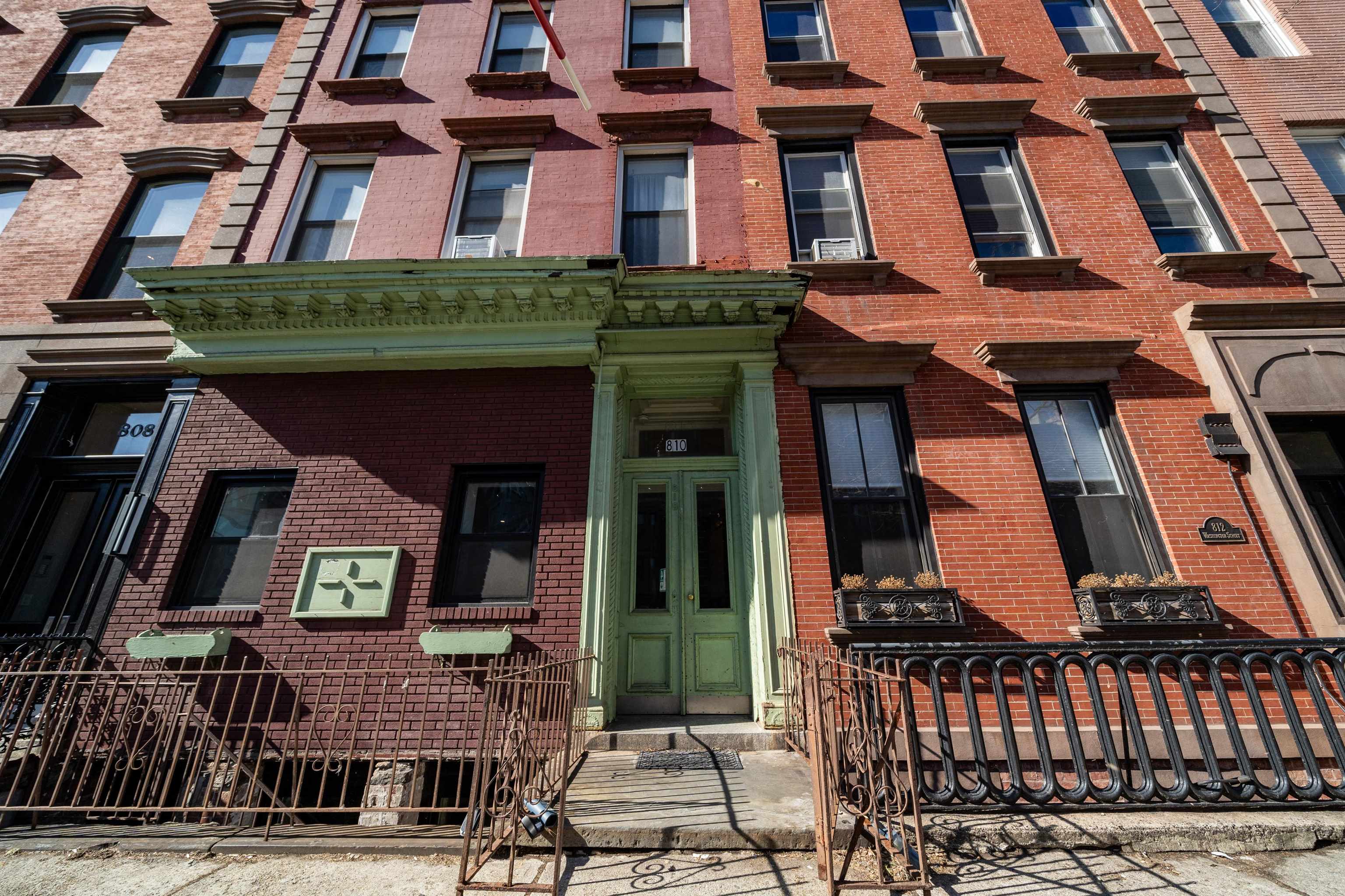 810 WASHINGTON ST Unit: 3