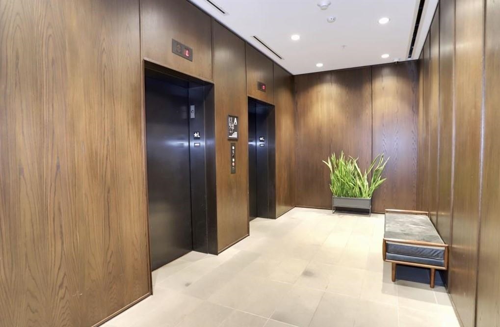 1425 HUDSON ST Unit: 2D