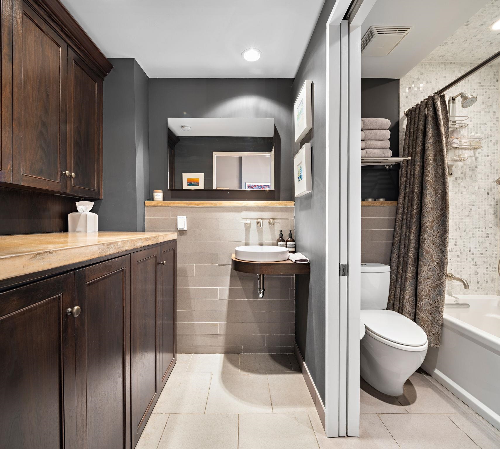 610 WASHINGTON ST Unit: 3