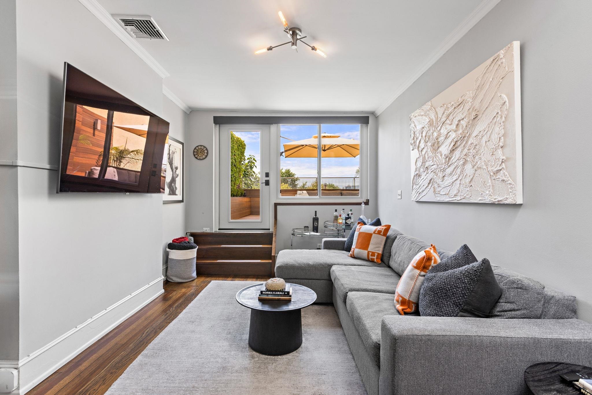 610 WASHINGTON ST Unit: 3