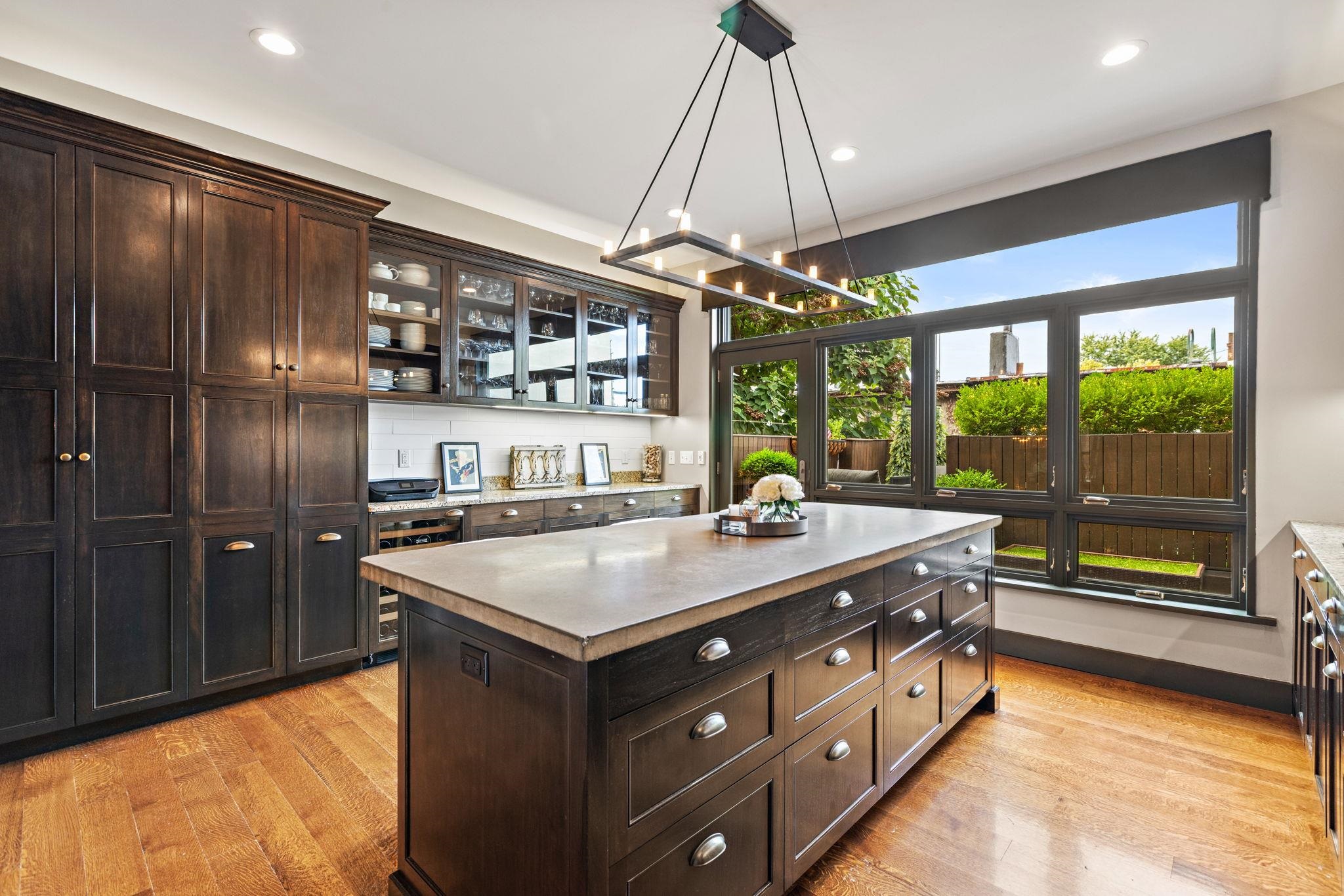 610 WASHINGTON ST Unit: 3