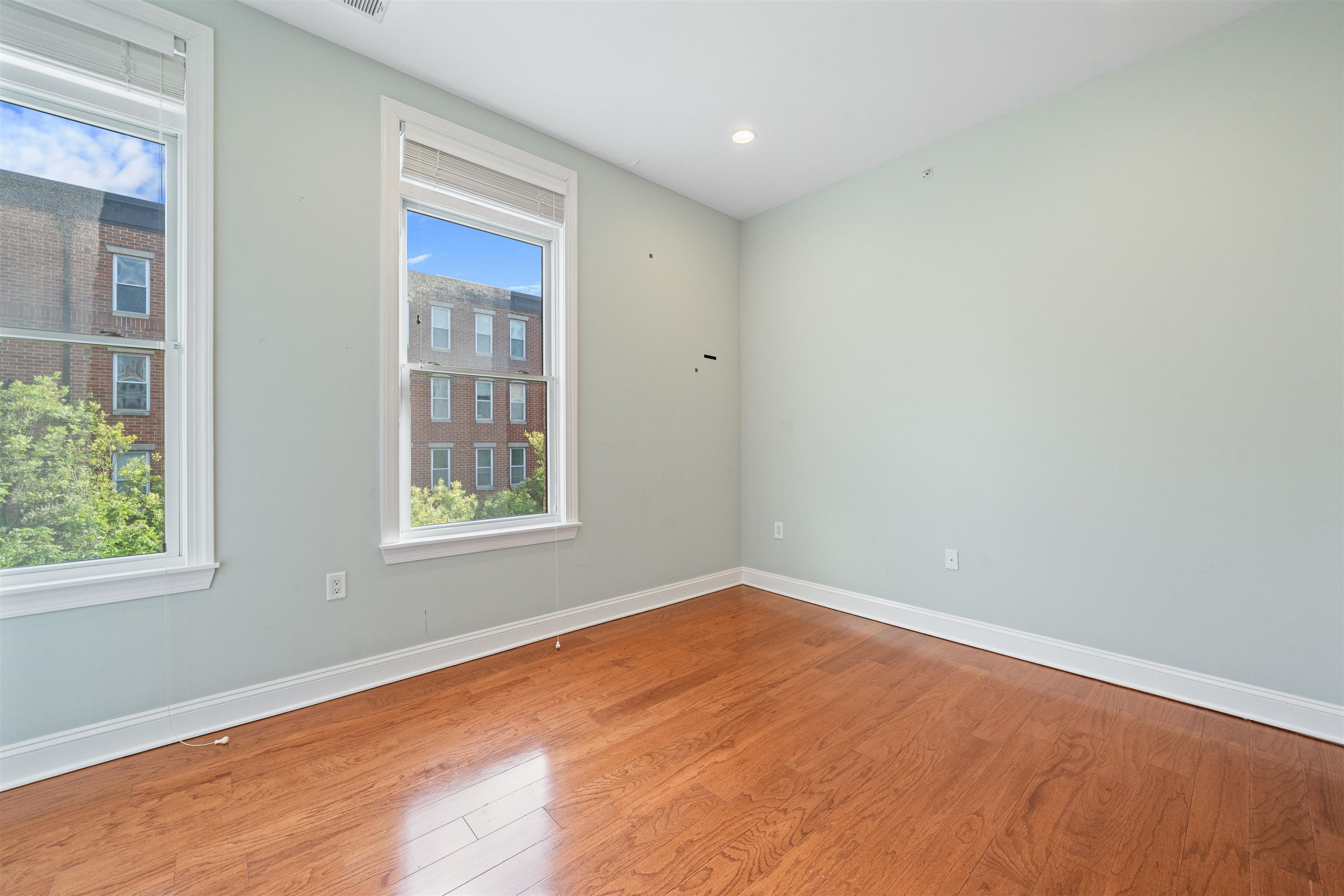 126 DUDLEY ST Unit: 420
