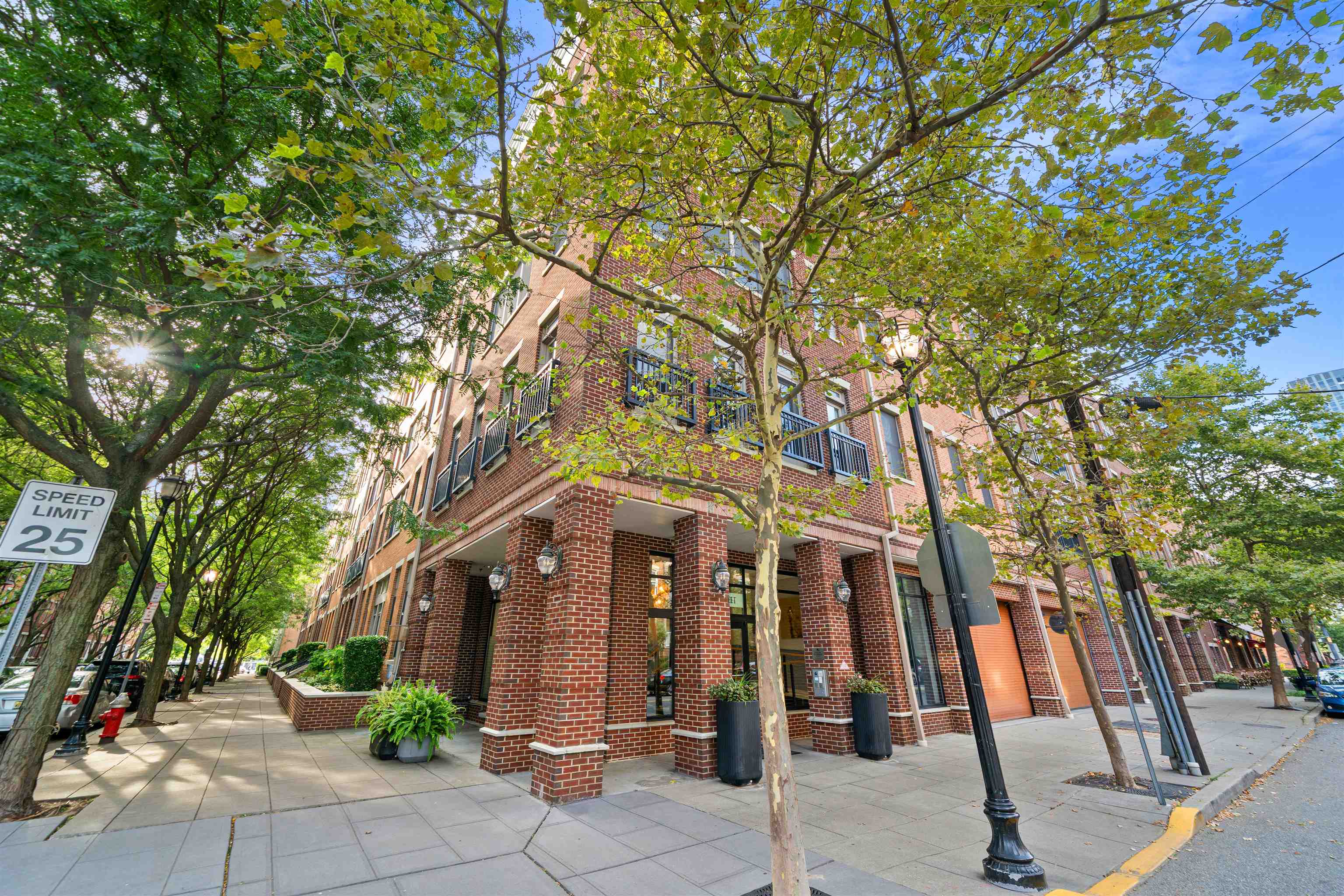 126 DUDLEY ST Unit: 420