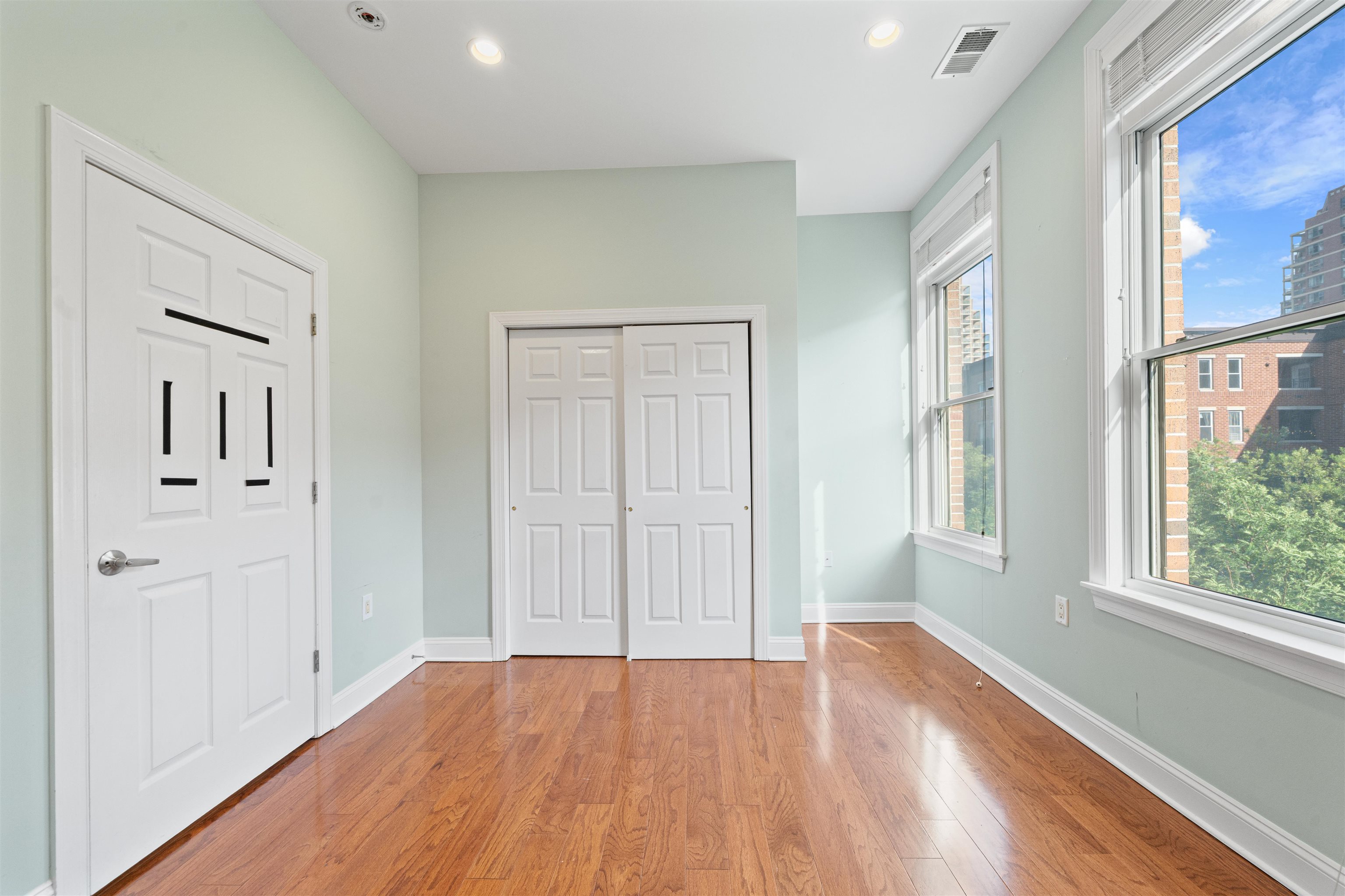 126 DUDLEY ST Unit: 420