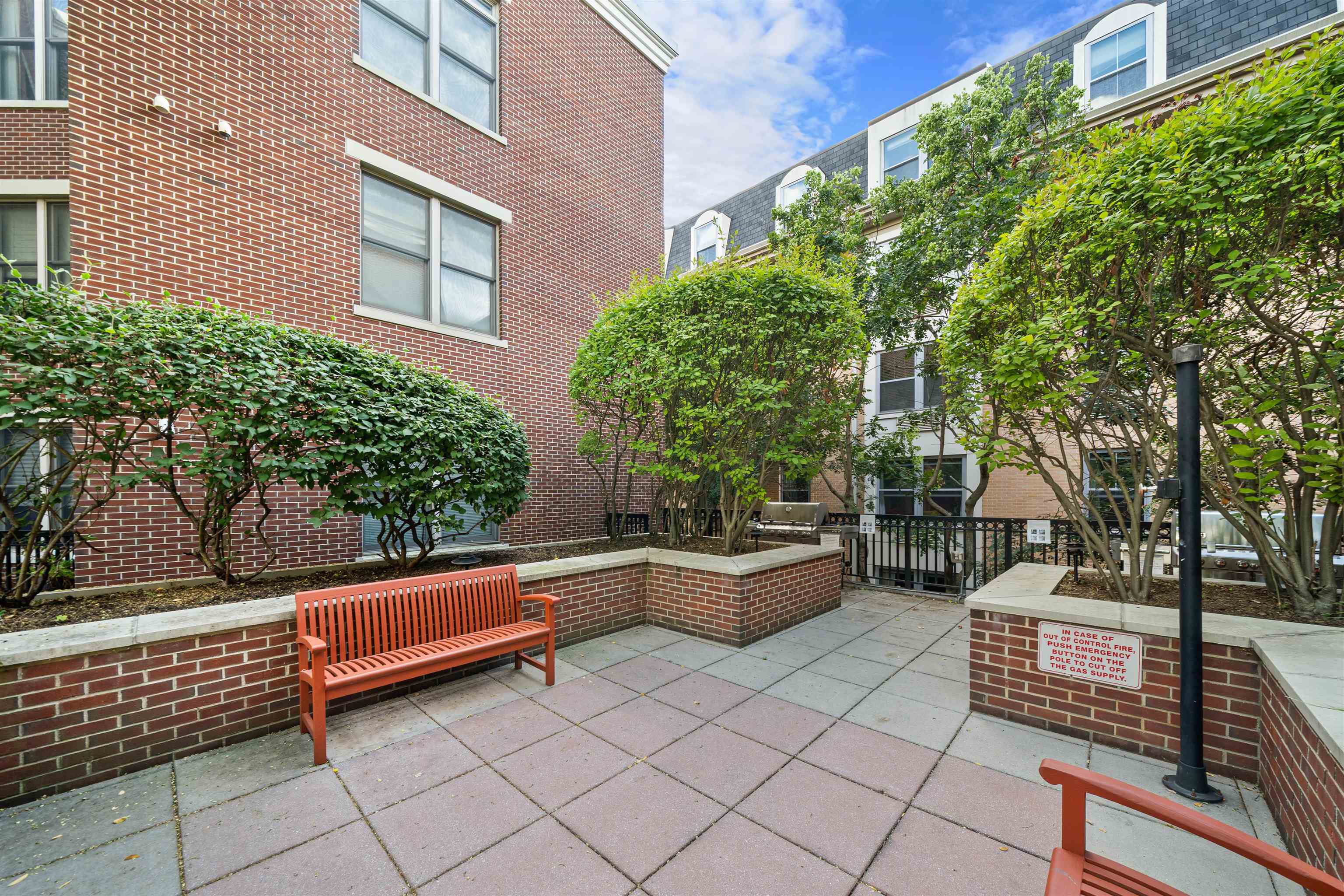 126 DUDLEY ST Unit: 420