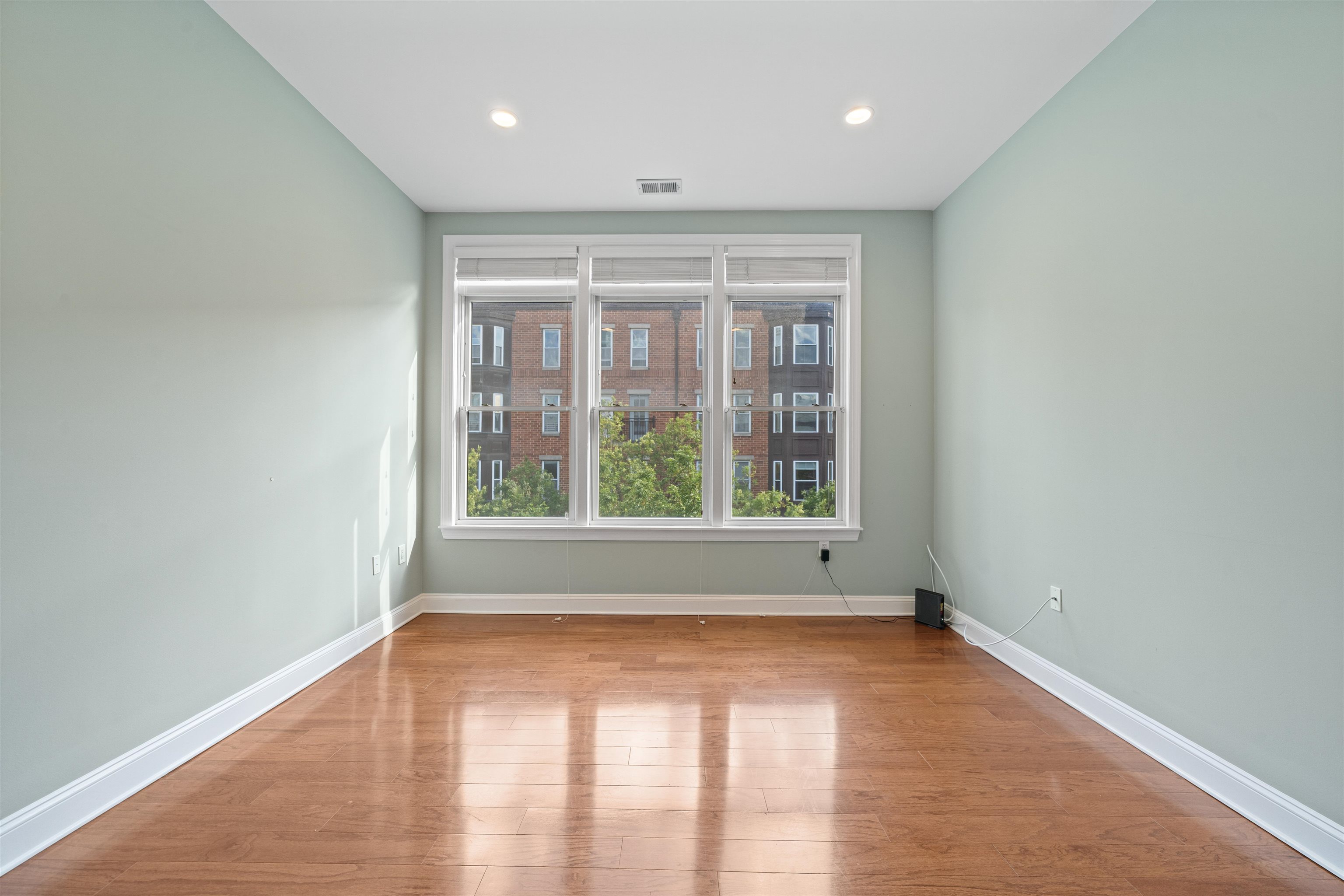 126 DUDLEY ST Unit: 420