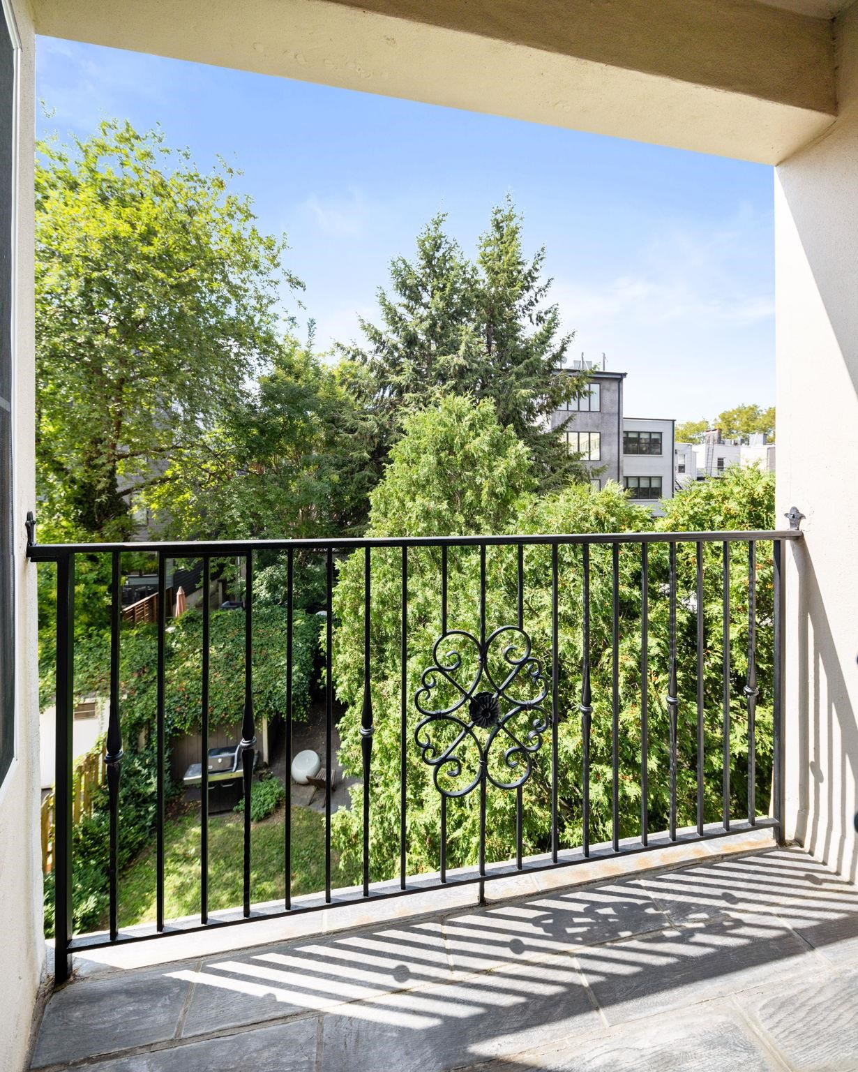 328 GARDEN ST Unit: 3