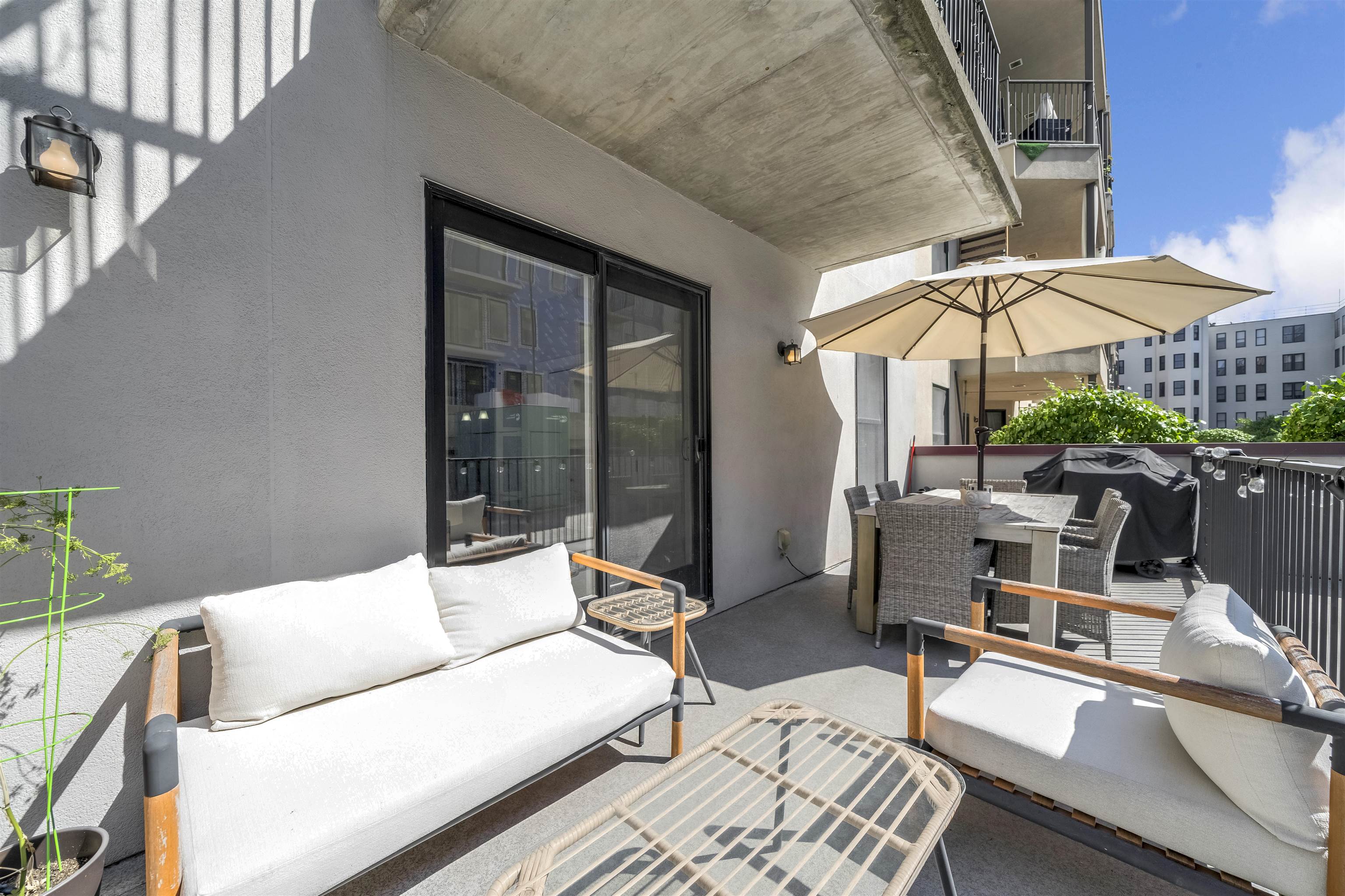 924 JEFFERSON ST Unit: 2B
