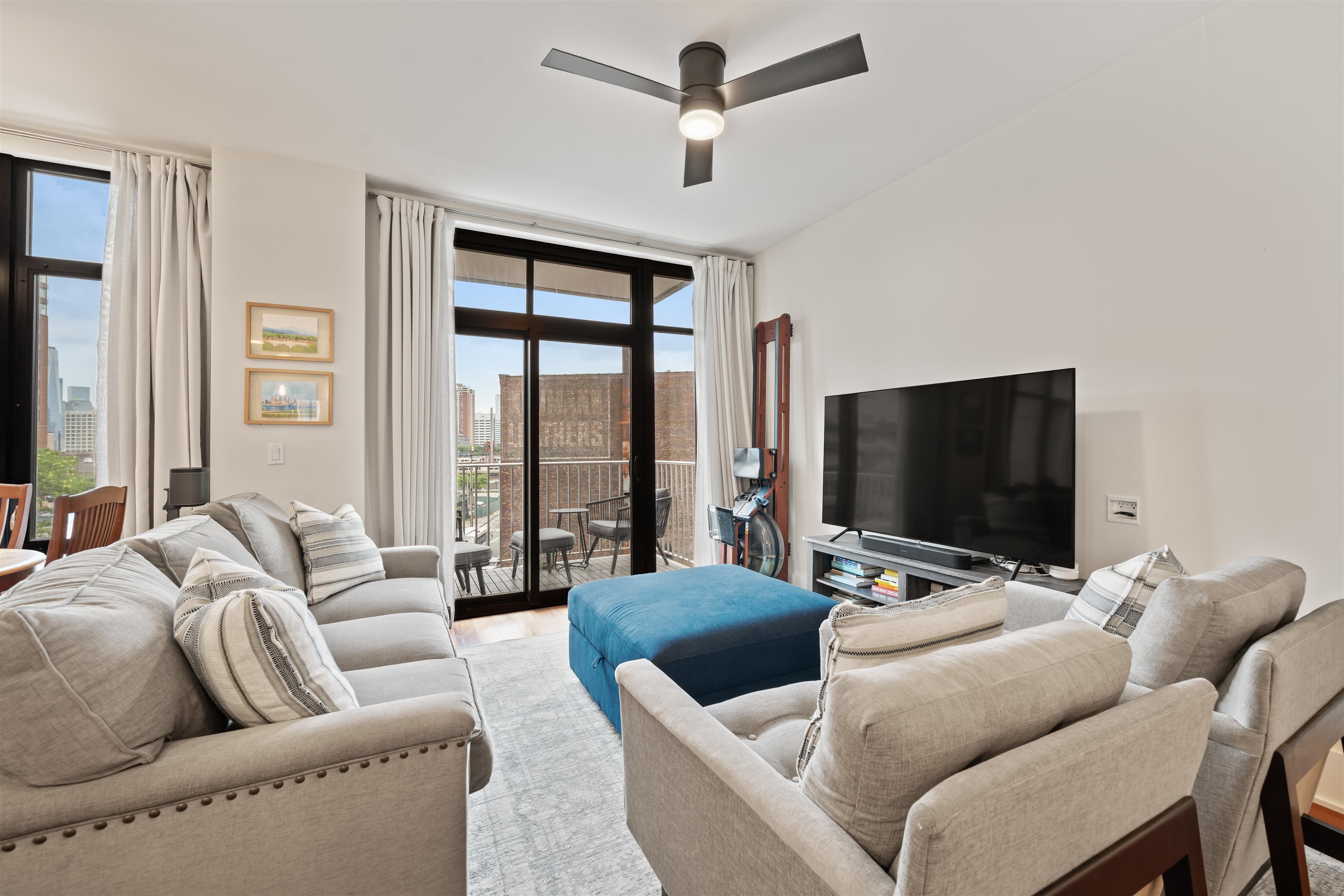 84 WILLOW AVE Unit: 4B