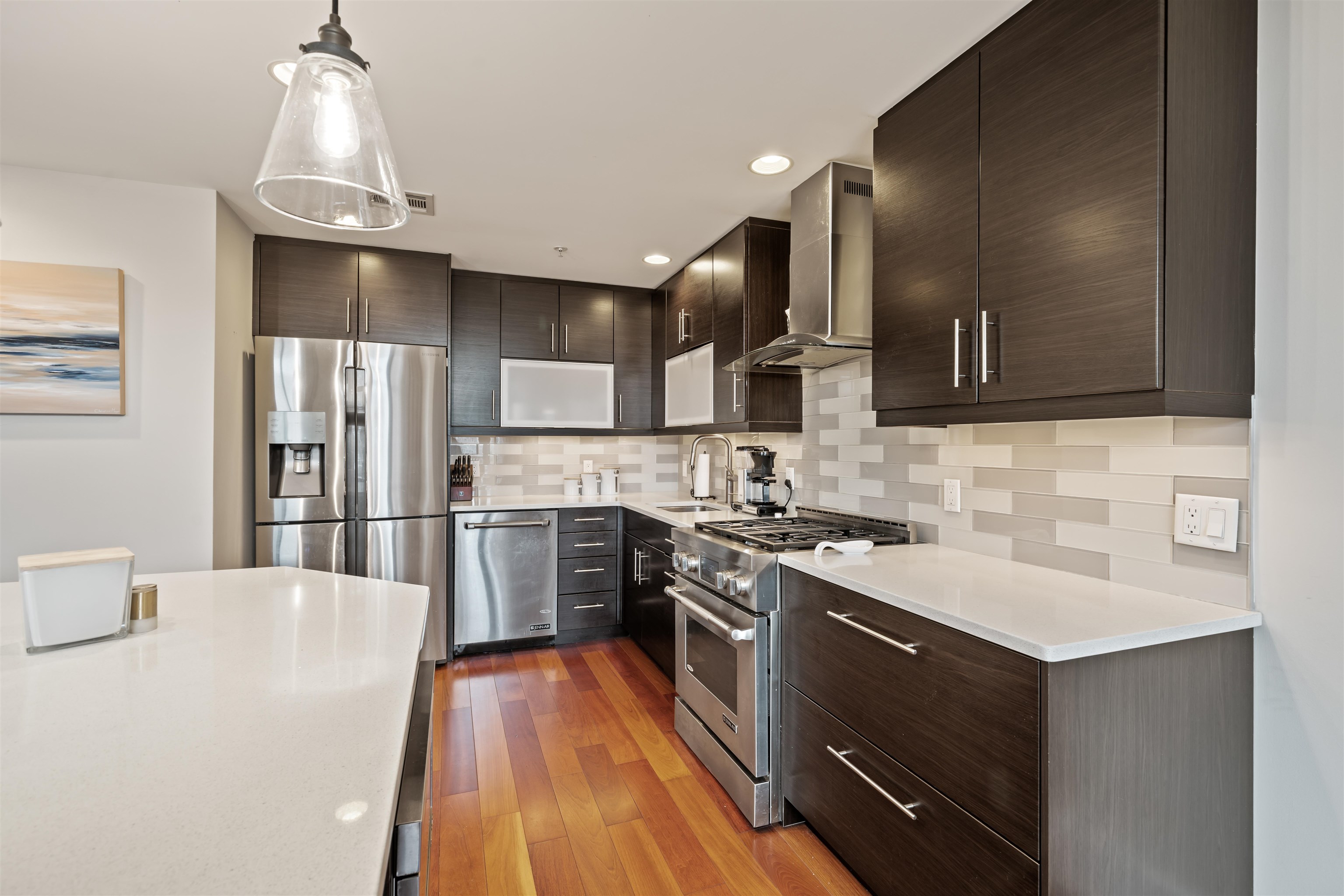 84 WILLOW AVE Unit: 4B
