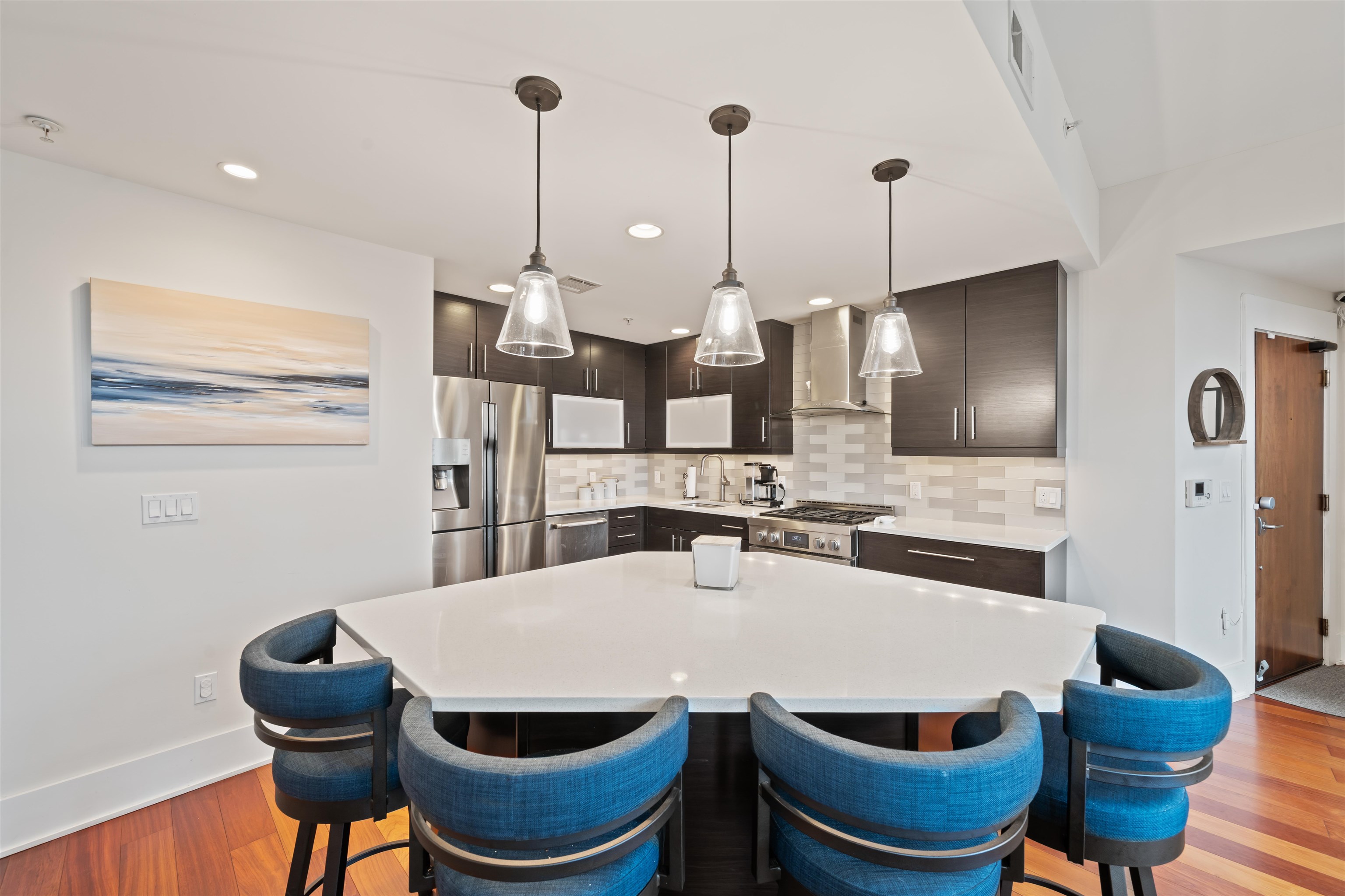 84 WILLOW AVE Unit: 4B