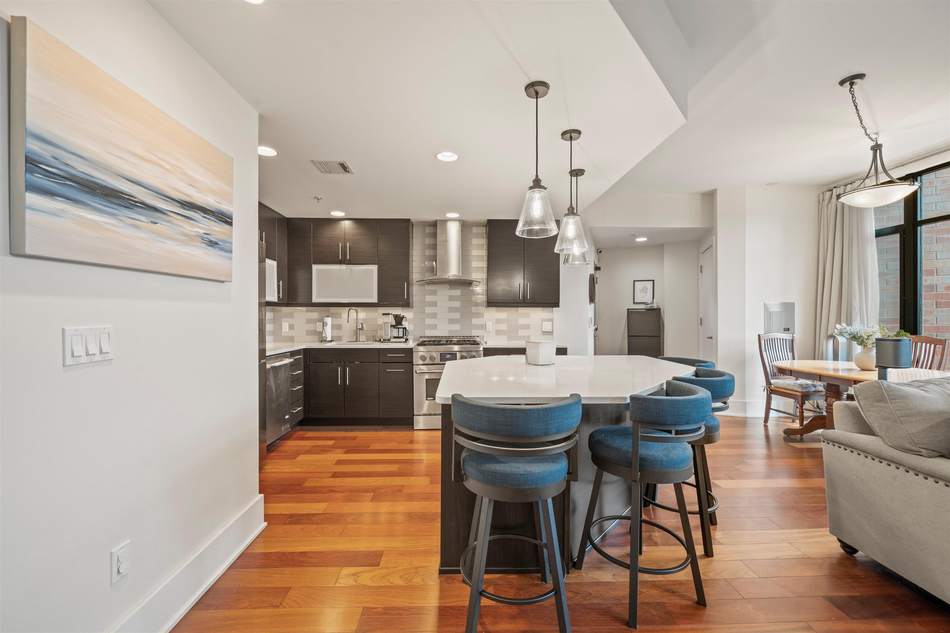 84 WILLOW AVE Unit: 4B
