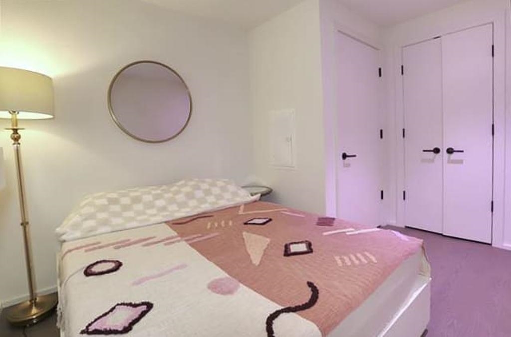 1425 HUDSON ST Unit: 2D