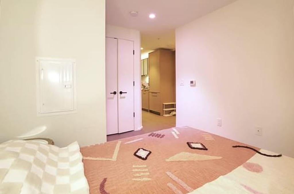 1425 HUDSON ST Unit: 2D