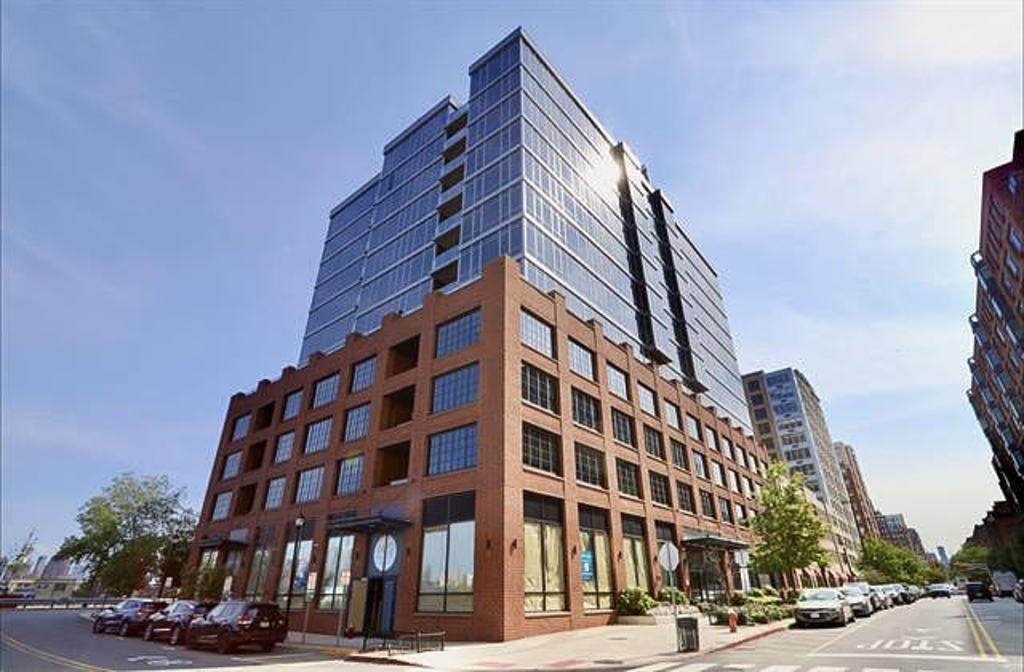 1425 HUDSON ST Unit: 2D