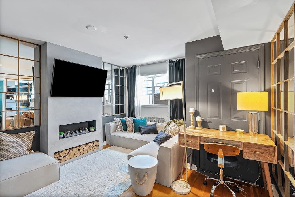318 54TH ST Unit: 3I