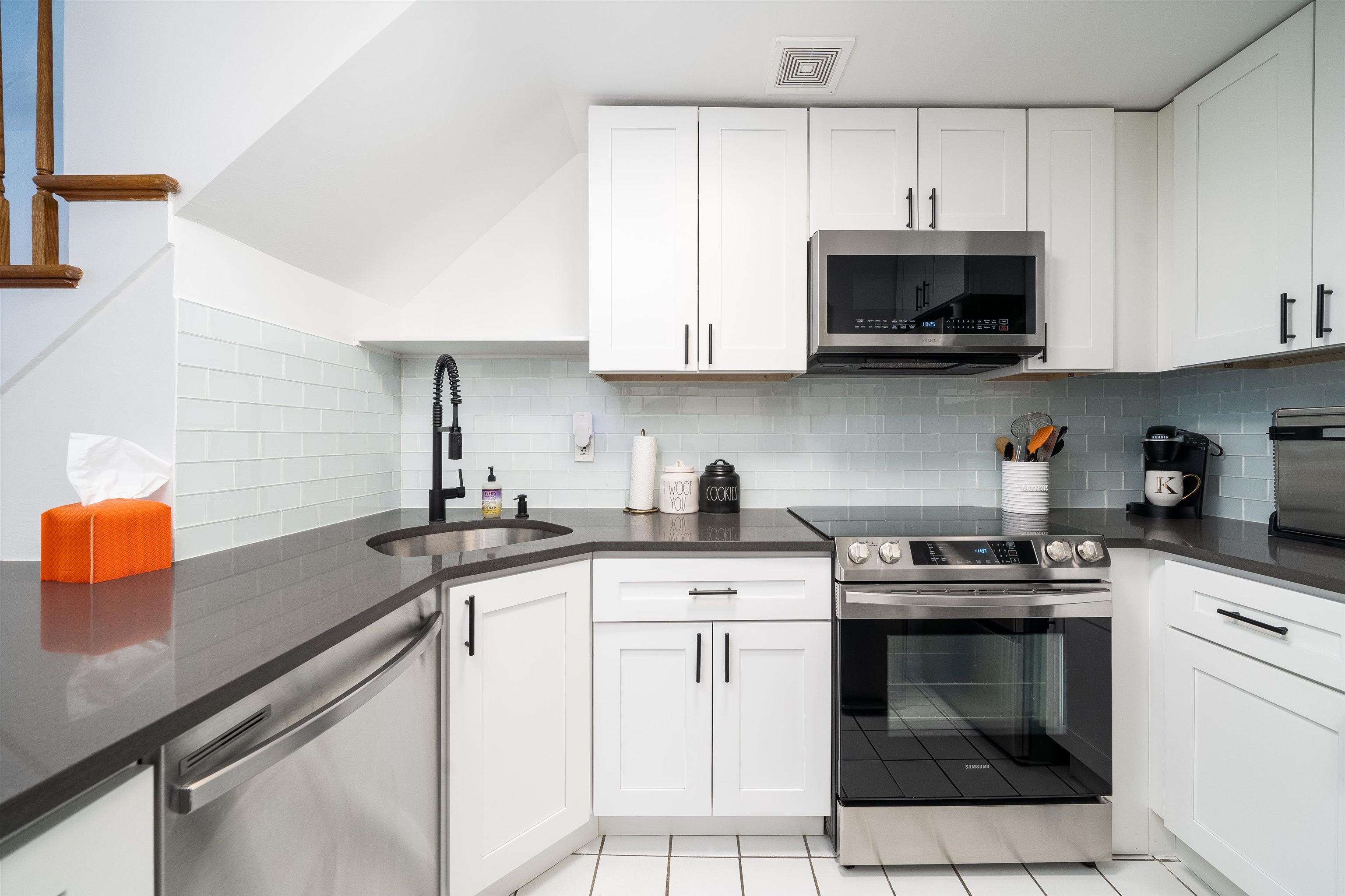 79 MONROE ST Unit: 2FN