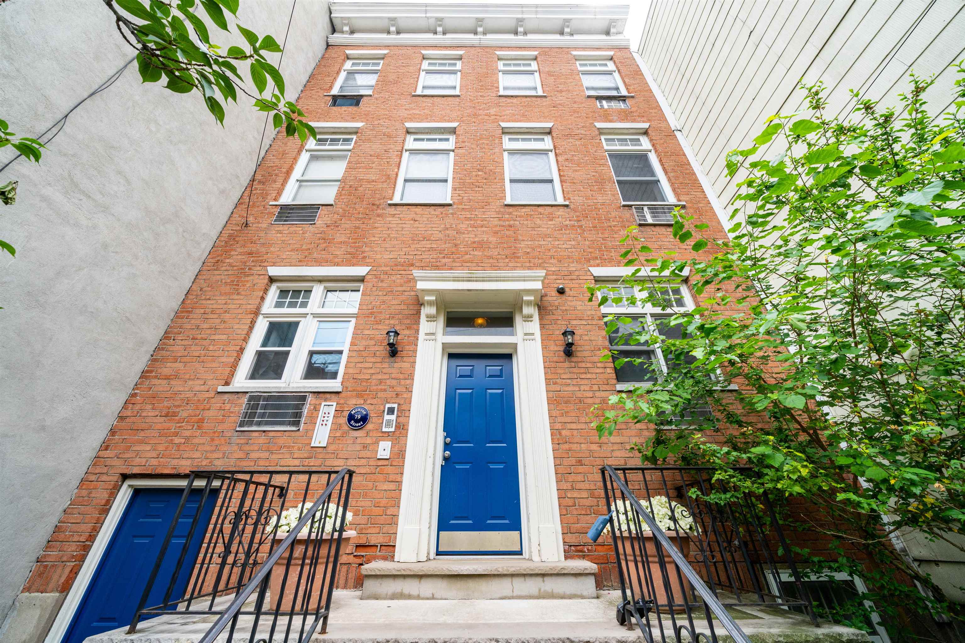 79 MONROE ST Unit: 2FN