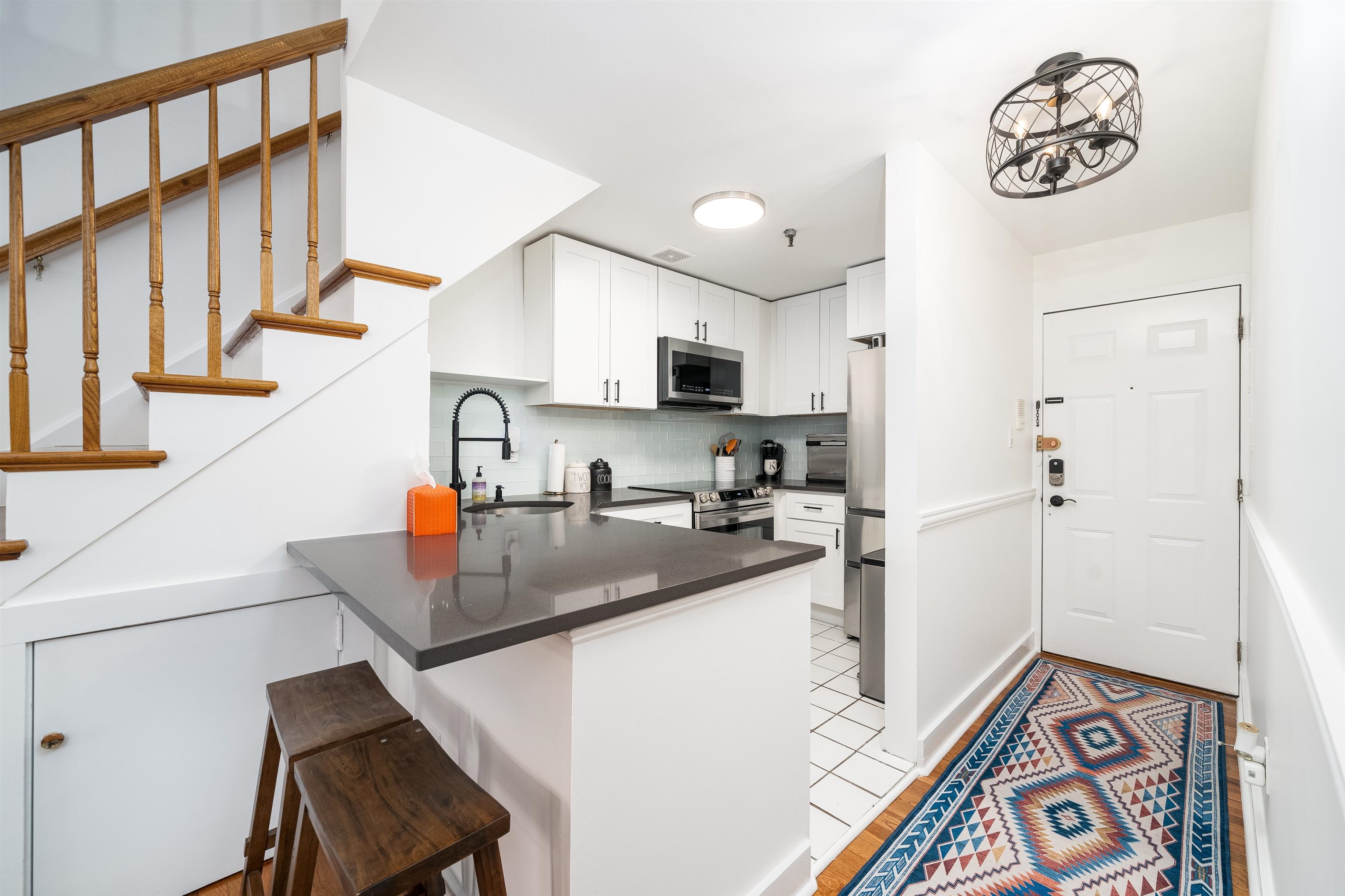 79 MONROE ST Unit: 2FN