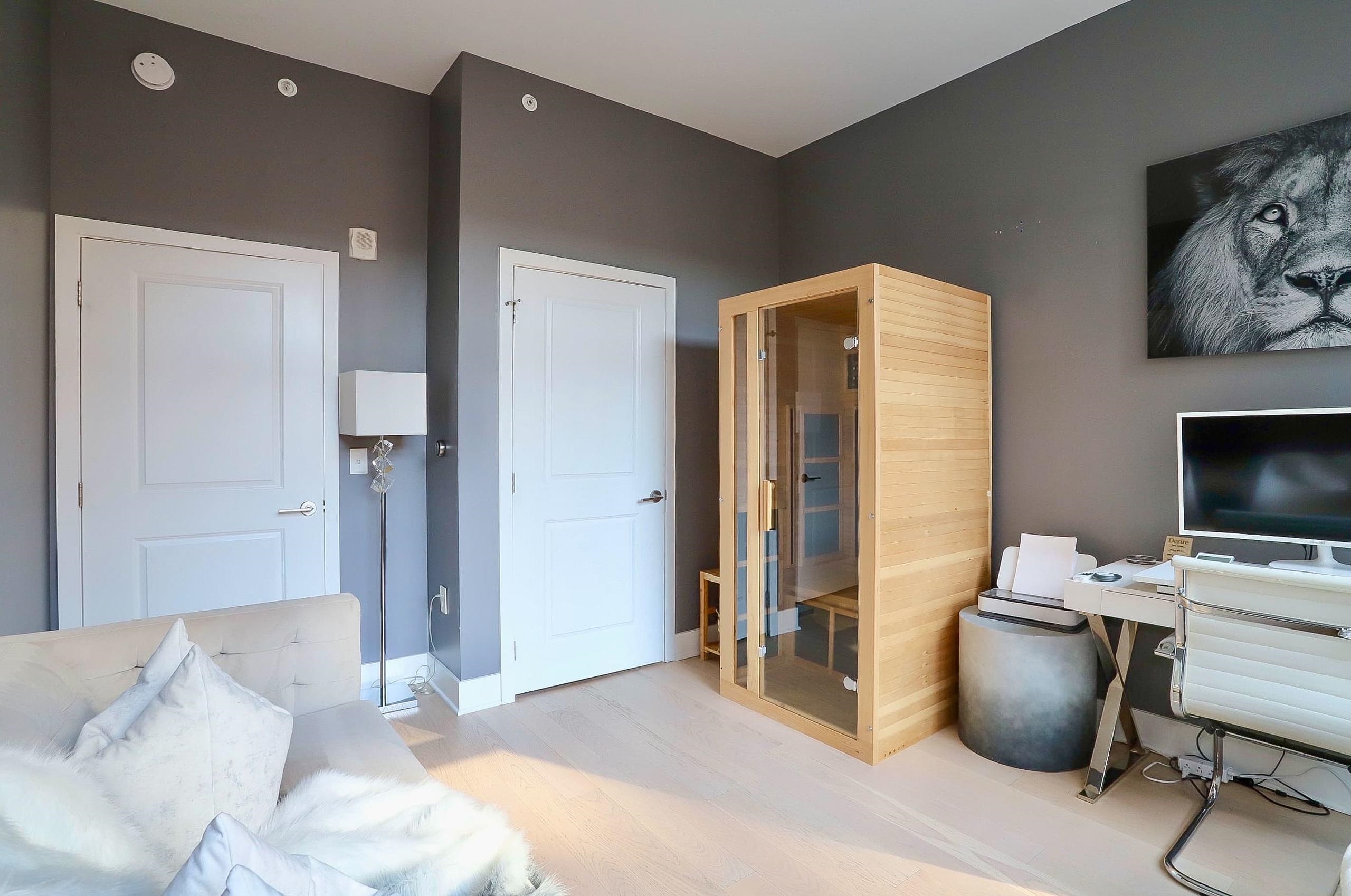 1400 HUDSON ST Unit: 330