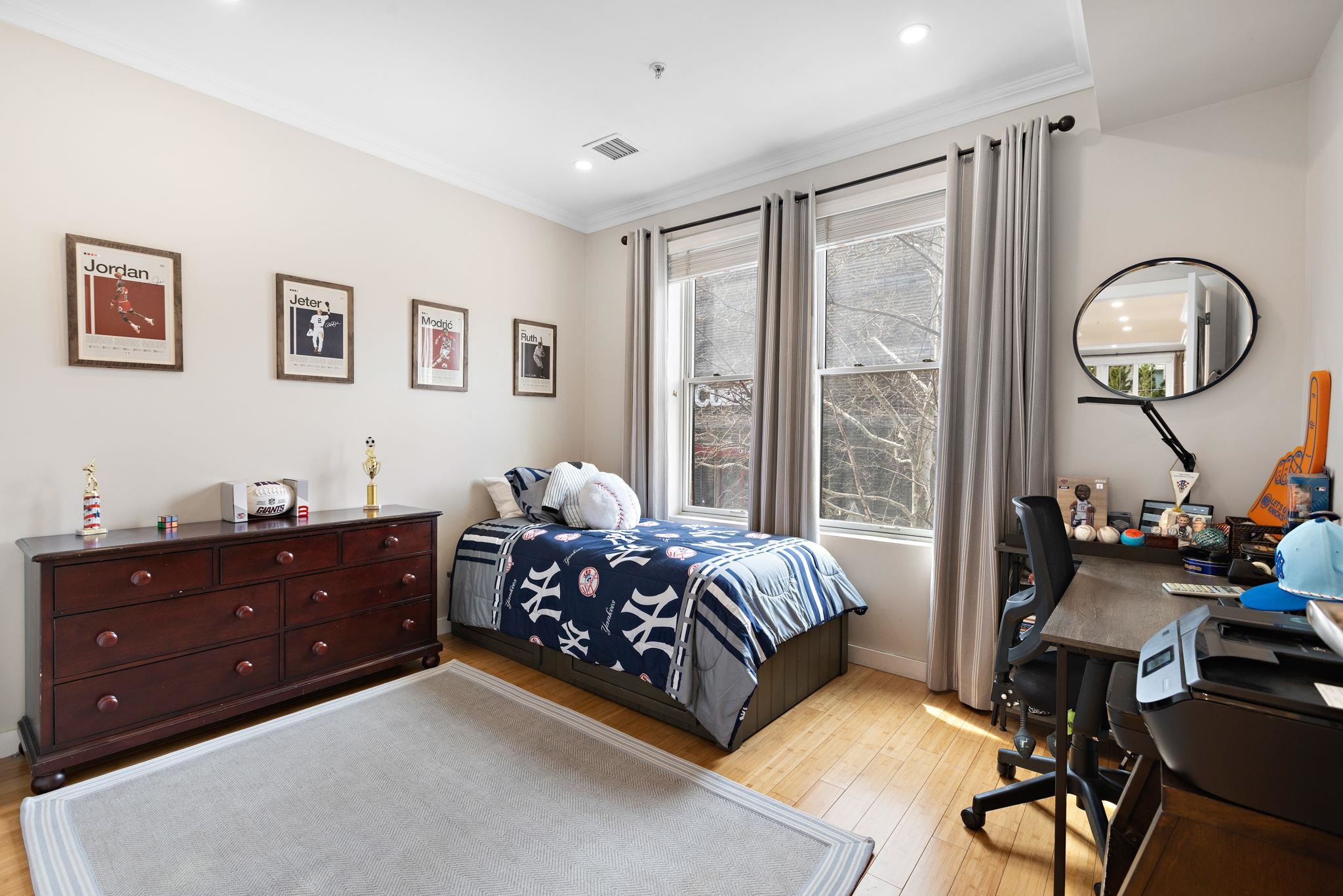 1325 ADAMS ST Unit: 201