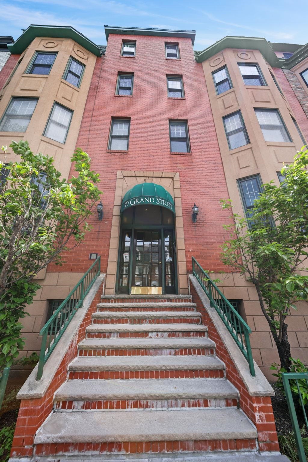 79 GRAND ST Unit: 4B