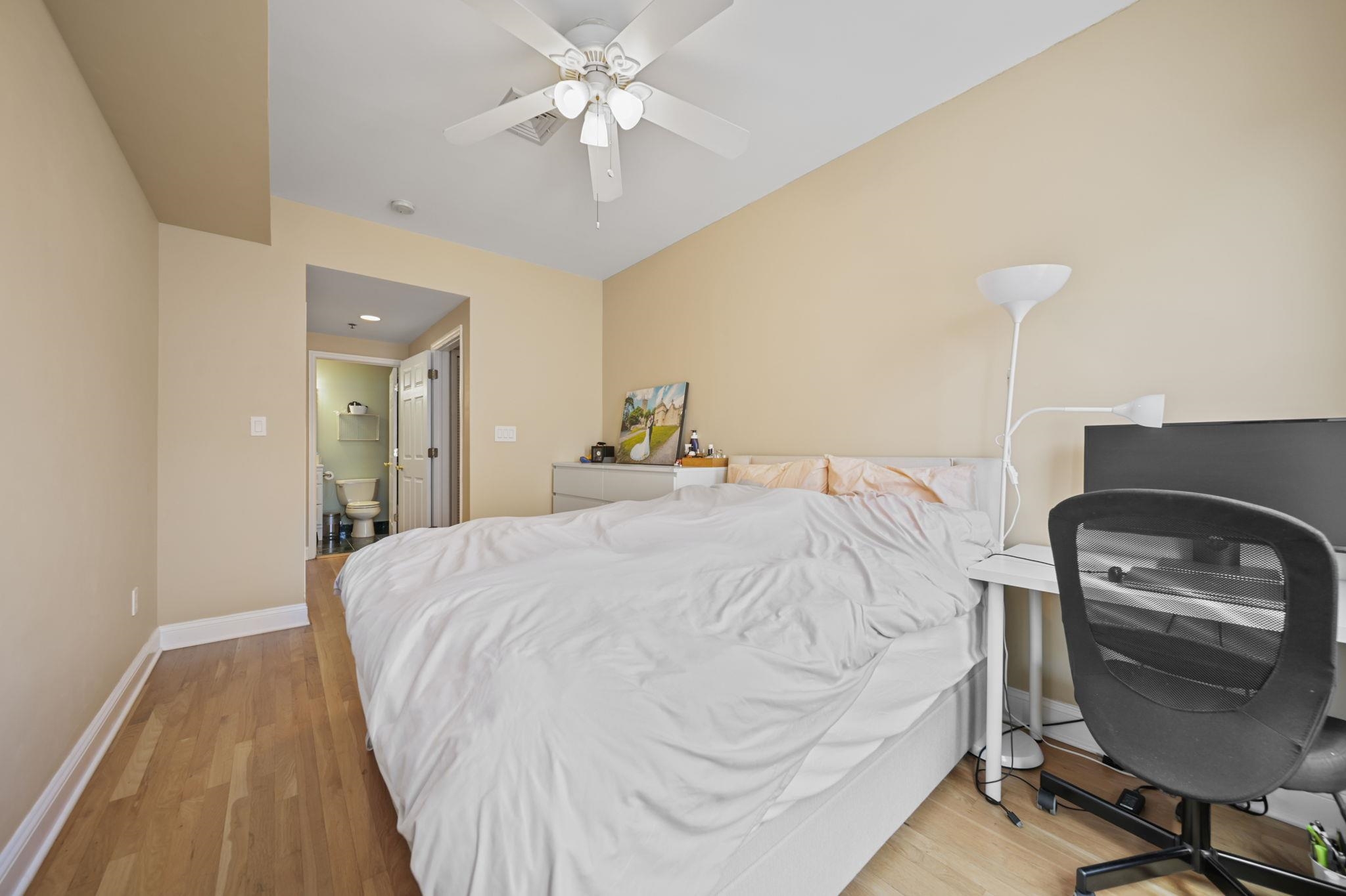 79 GRAND ST Unit: 4B