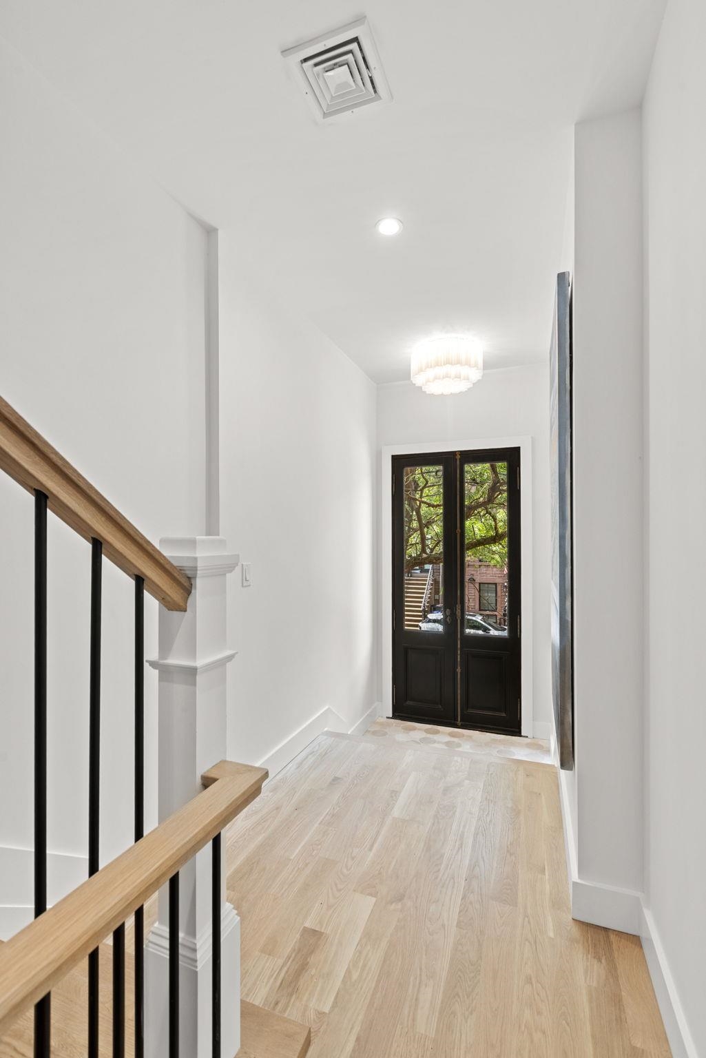 1137 PARK AVE