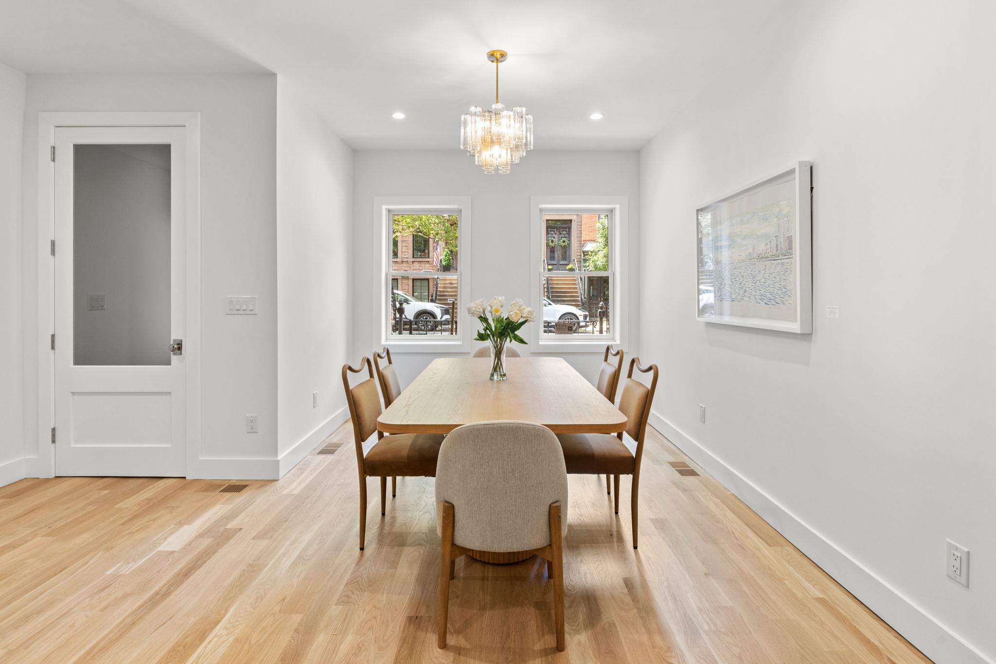 1137 PARK AVE