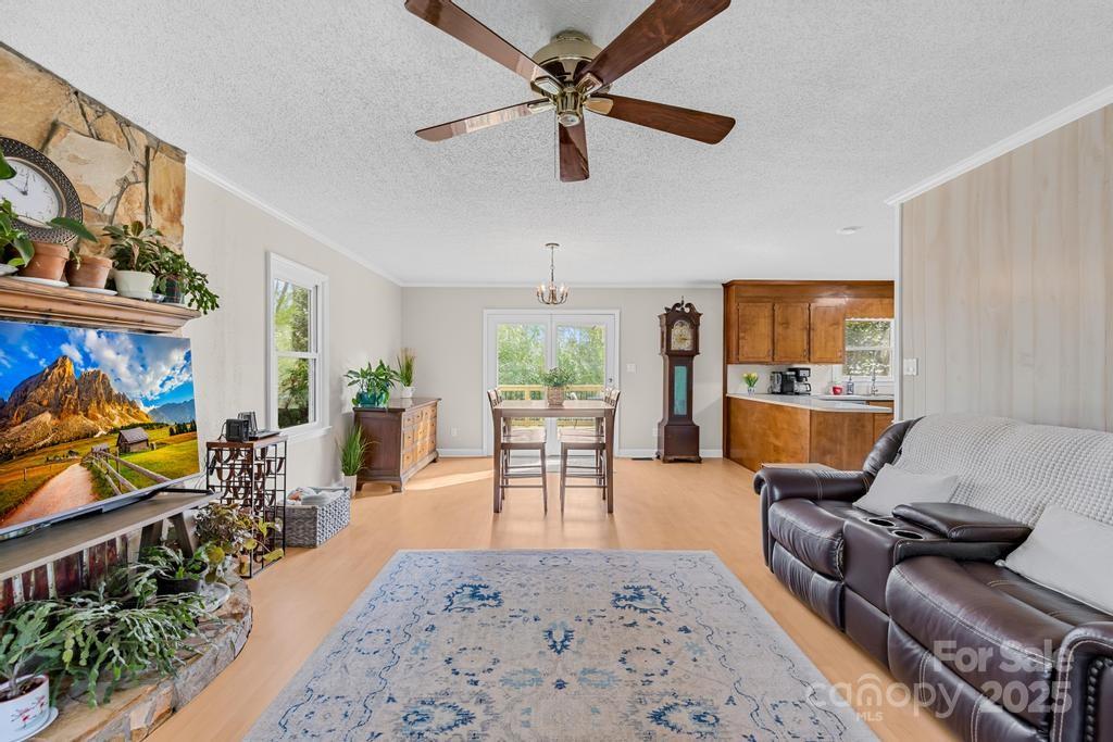 9136 Ladson Road