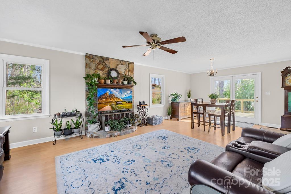 9136 Ladson Road