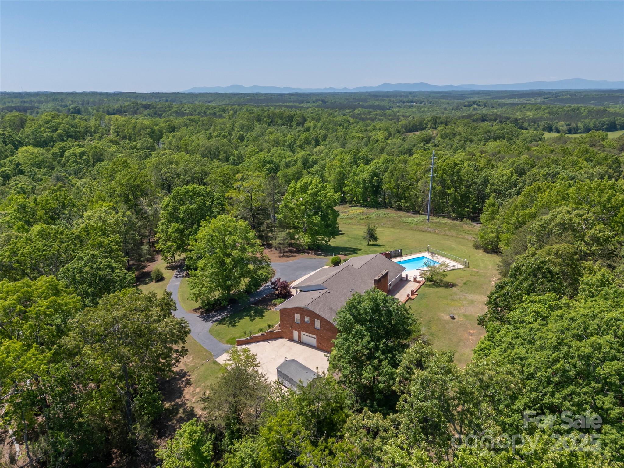 228 Oak Crest Drive