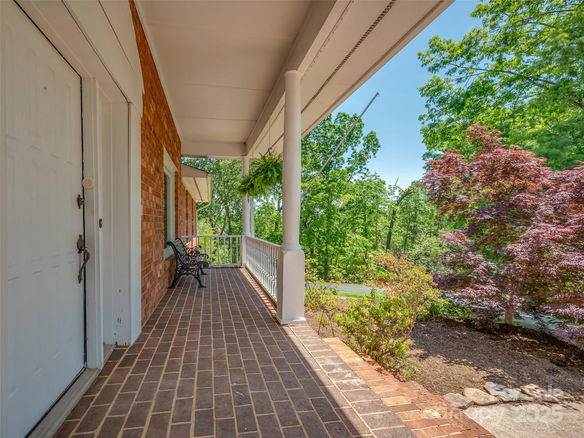 228 Oak Crest Drive