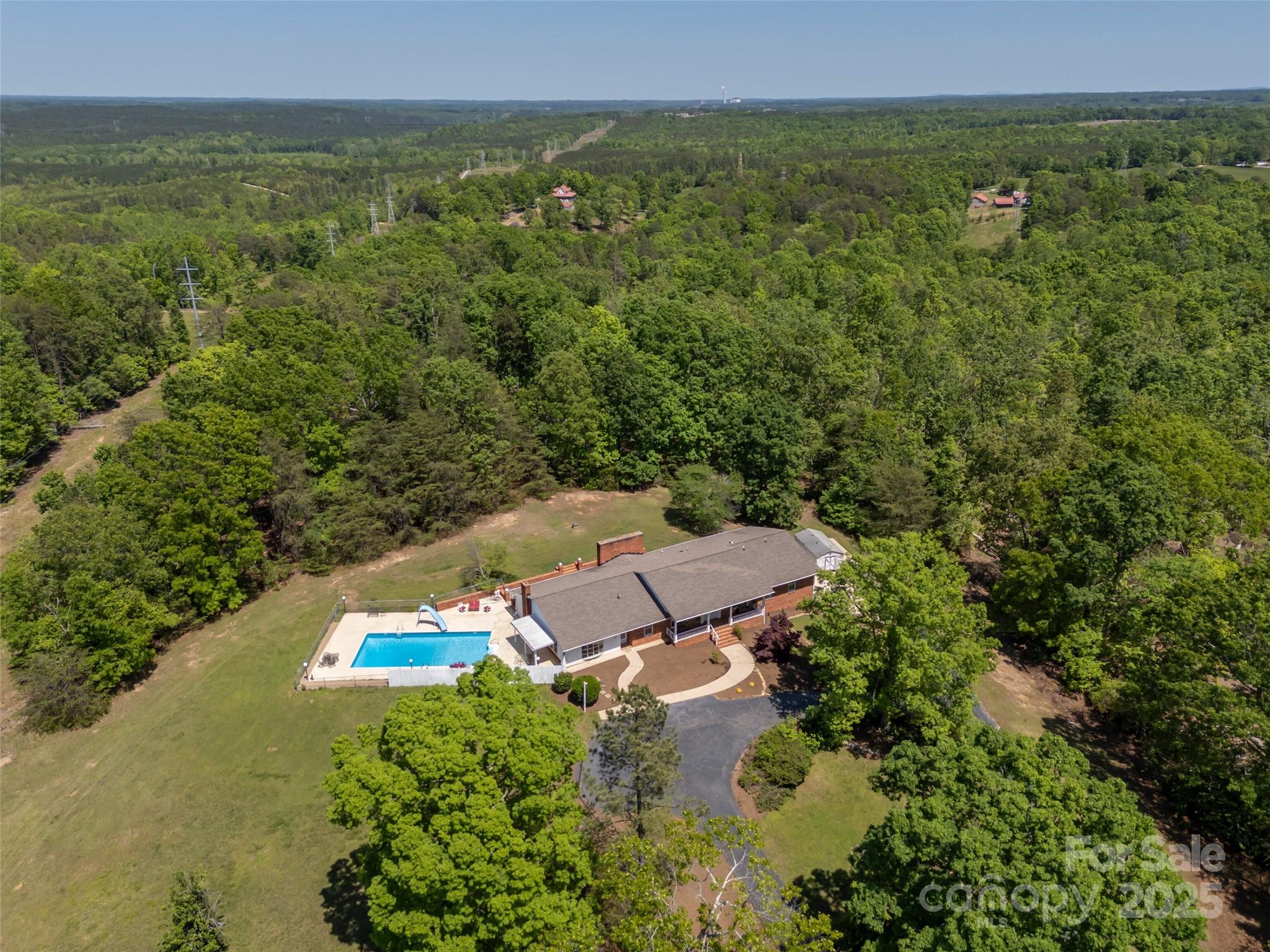 228 Oak Crest Drive