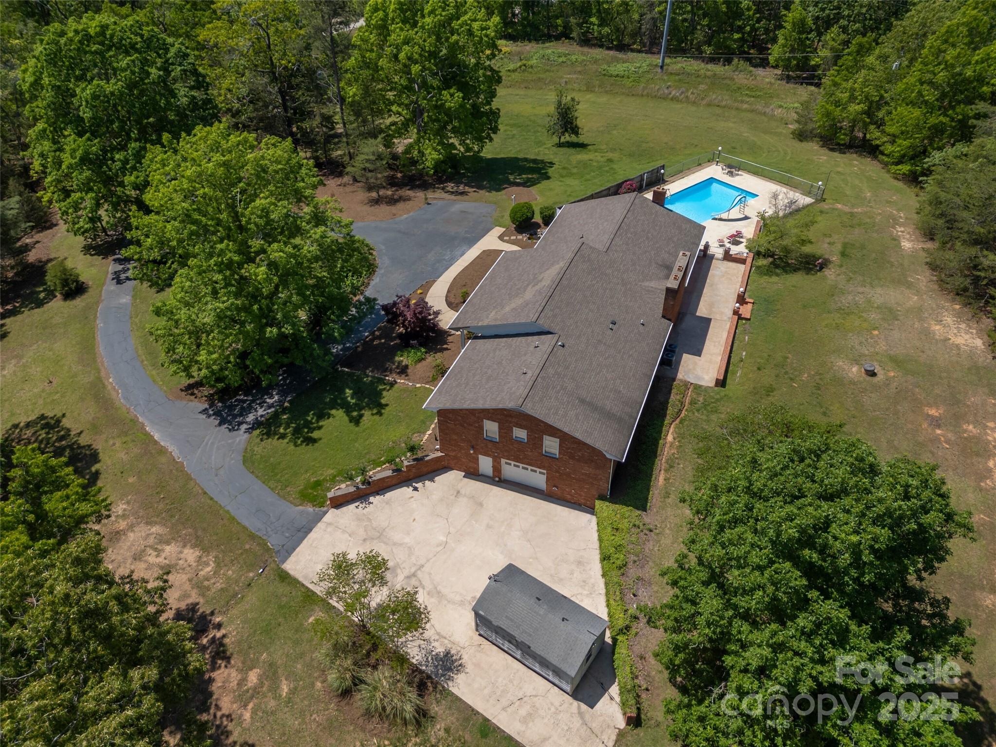 228 Oak Crest Drive