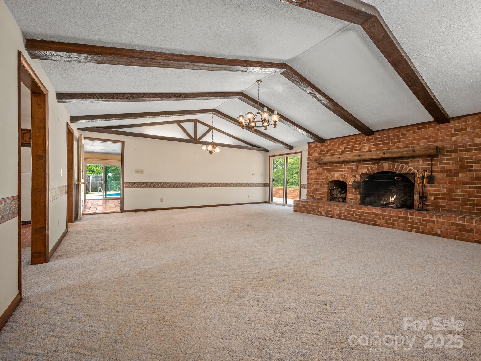 228 Oak Crest Drive