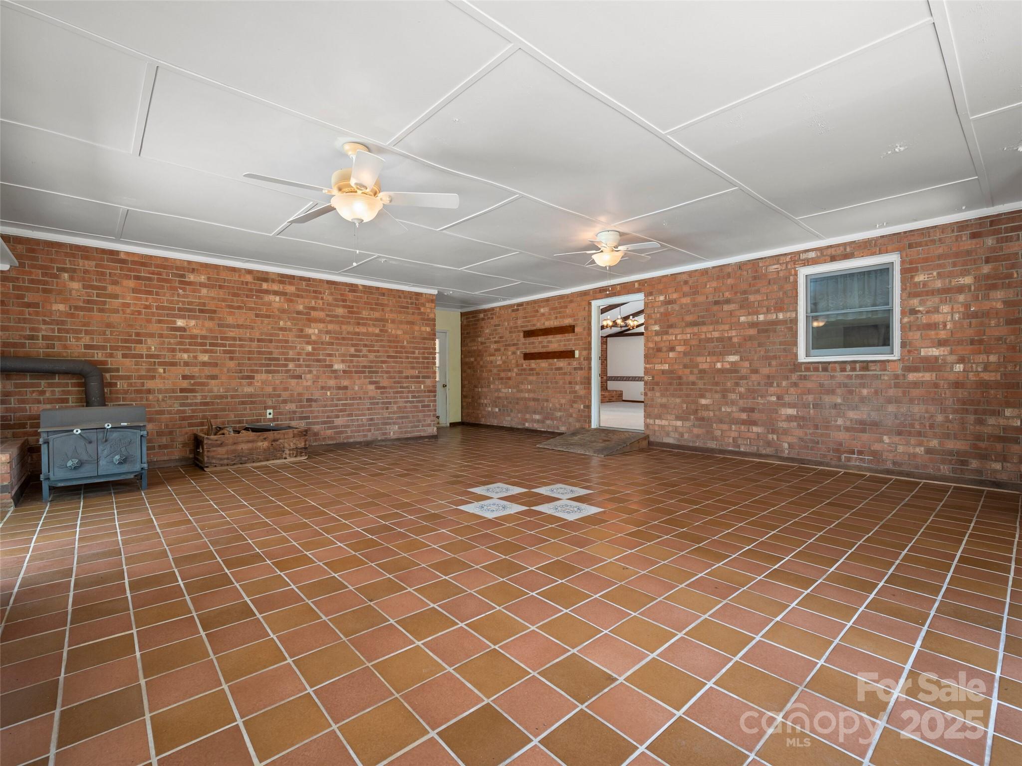 228 Oak Crest Drive