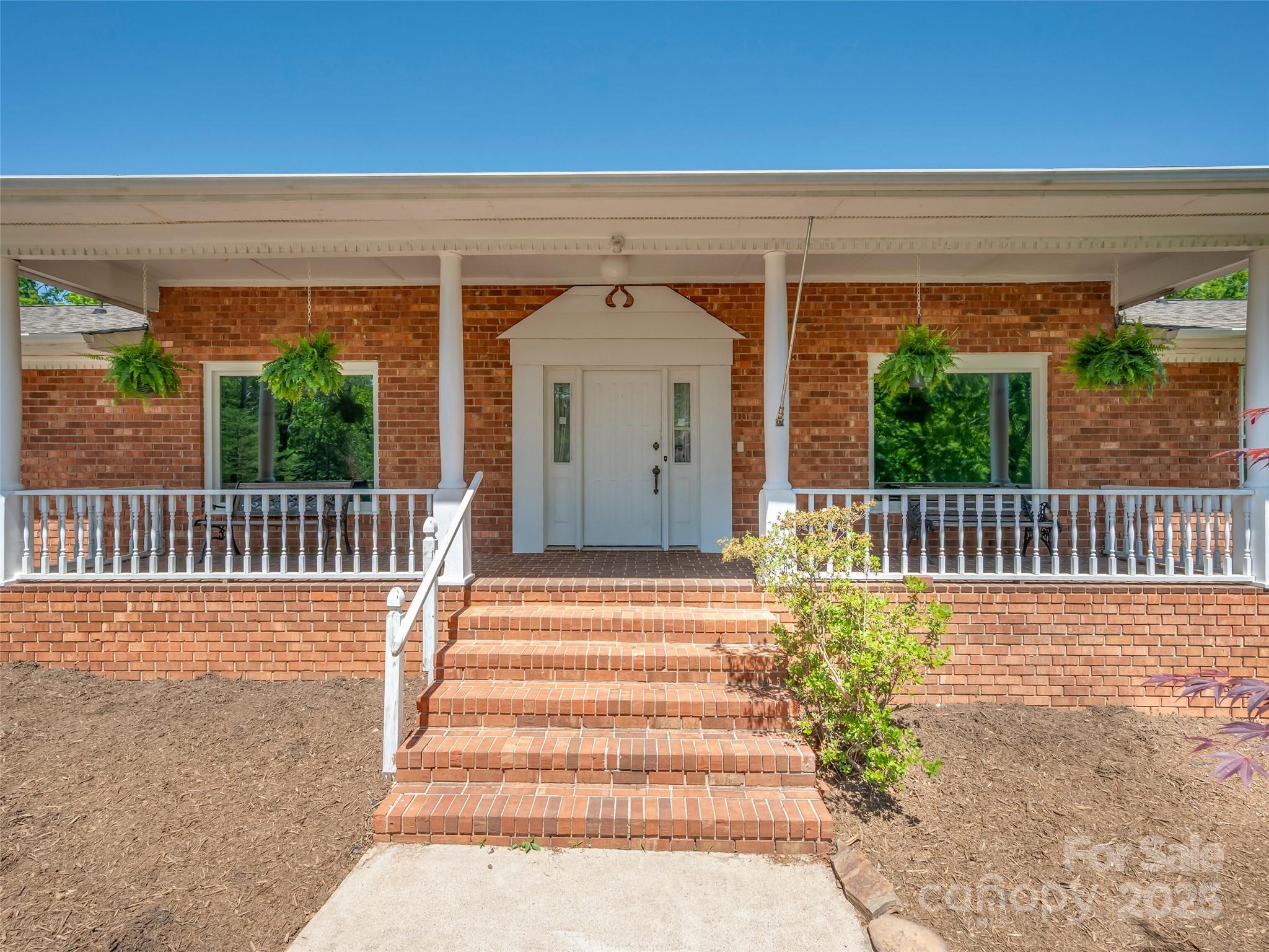 228 Oak Crest Drive