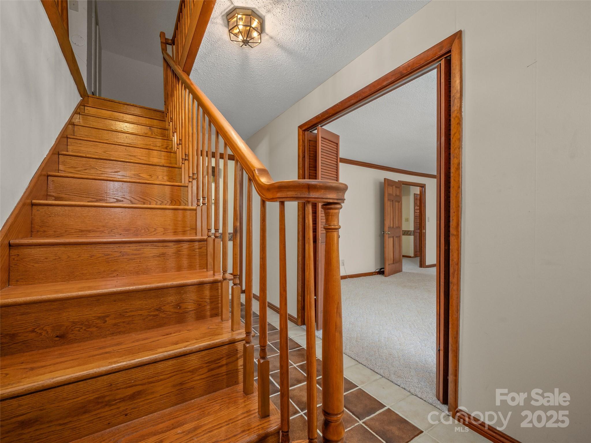 228 Oak Crest Drive